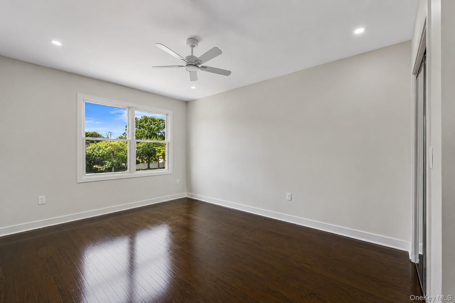 8341 Little Neck Parkway Property Photo 26