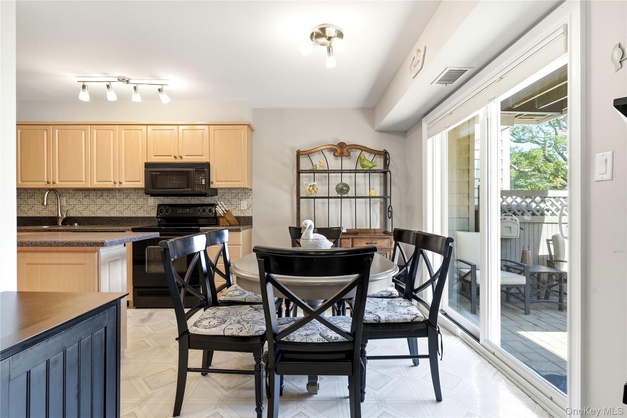 93 Boathouse Lane Property Photo 19