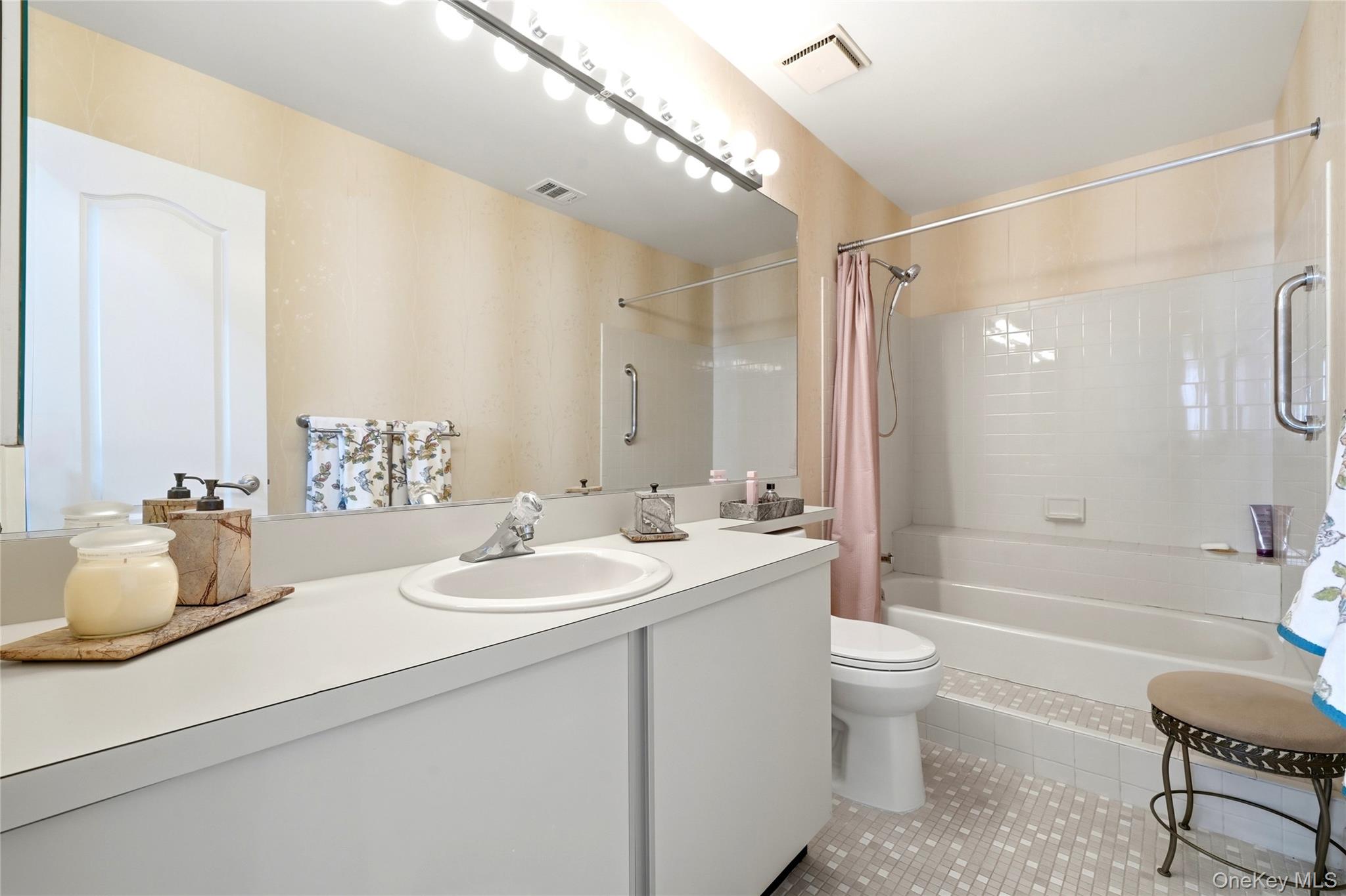 93 Boathouse Lane Property Photo 34