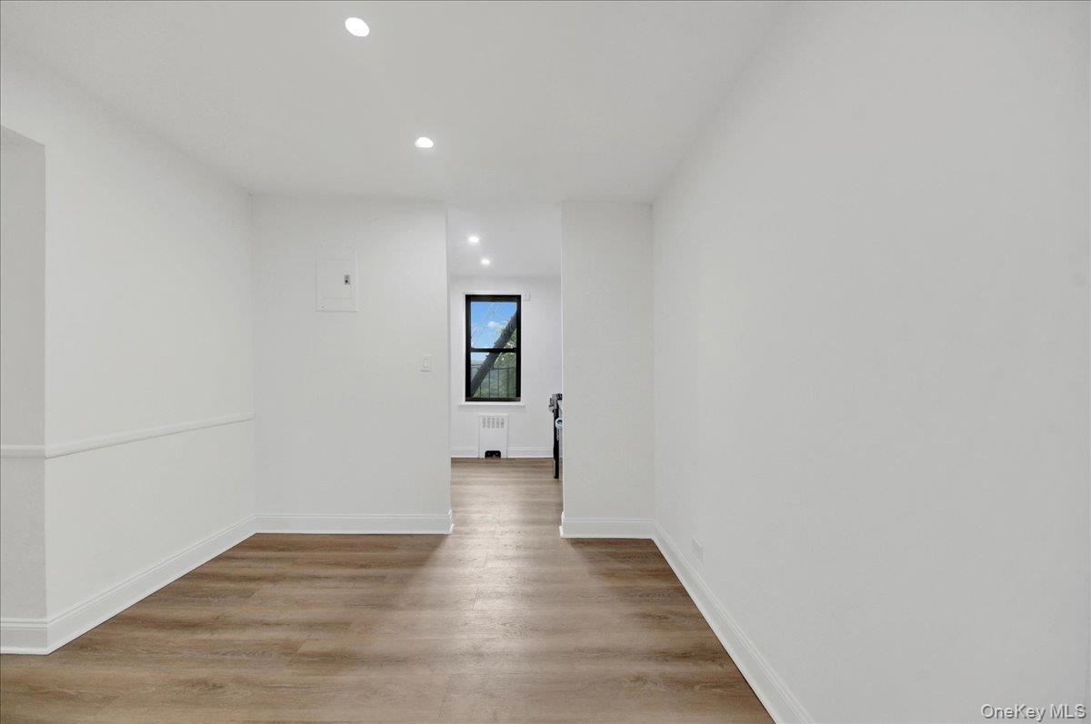 3840 Greystone Avenue 3a Property Photo 13