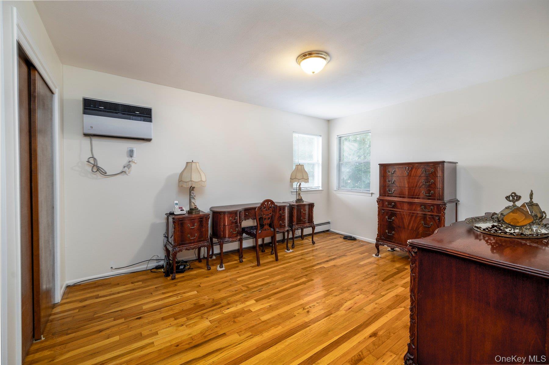 1706 Washington Drive Property Photo 5