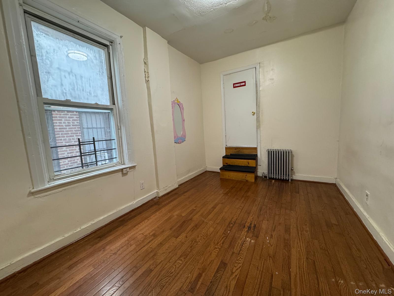 590 Elton Street Property Photo 14