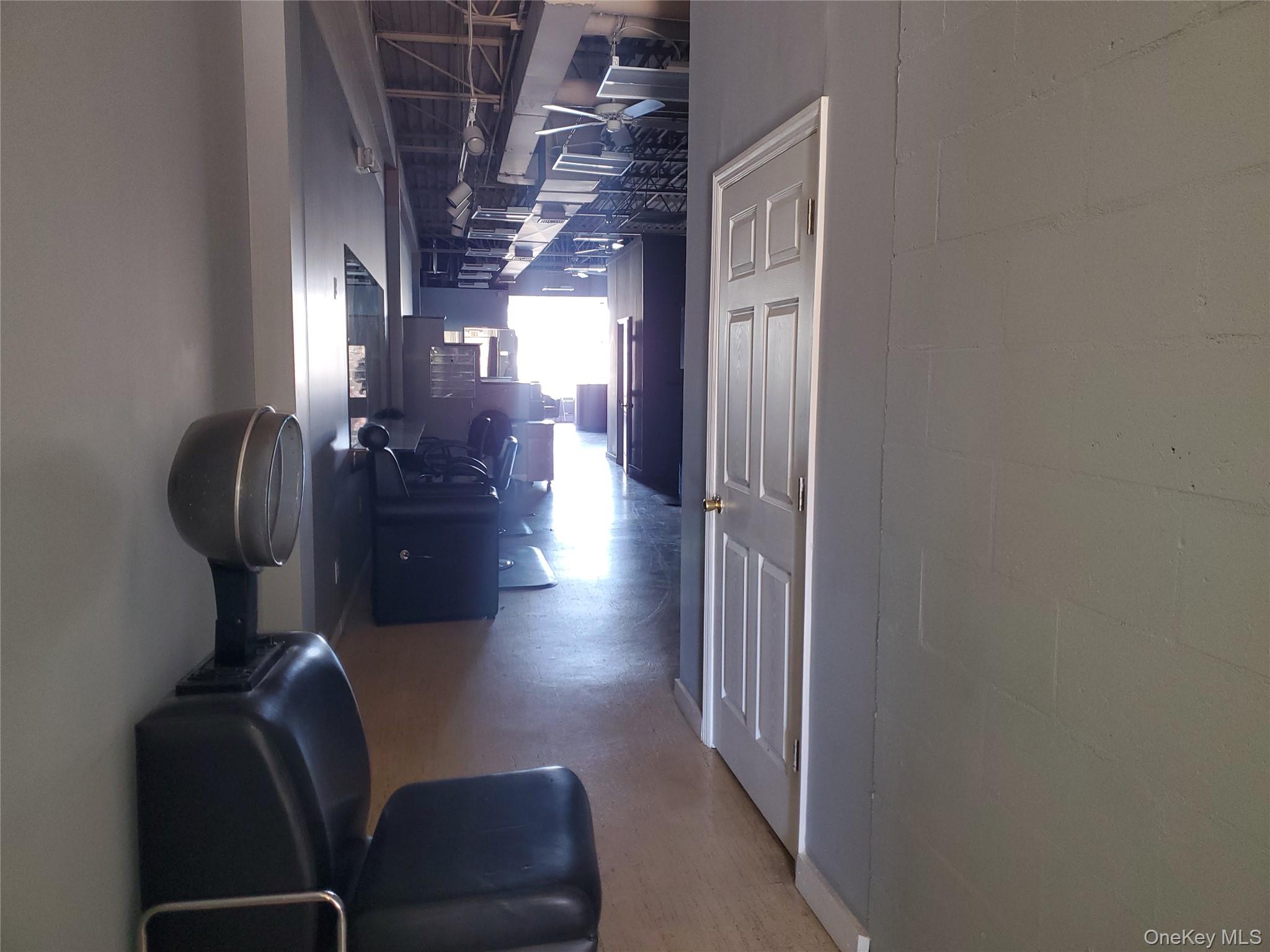4846 Sunrise Highway 4846 Property Photo 13