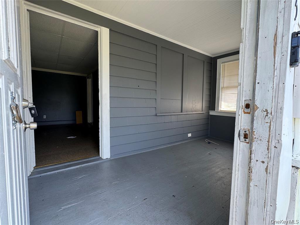 193 W Graham Avenue Property Photo 2