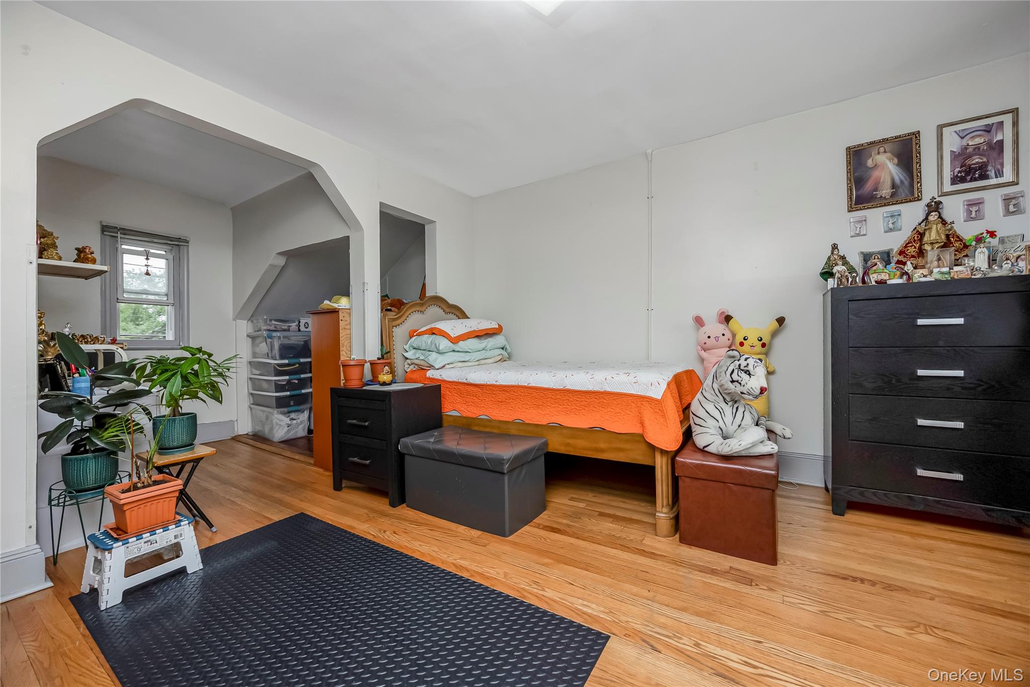 7905 Pitkin Avenue Property Photo 12
