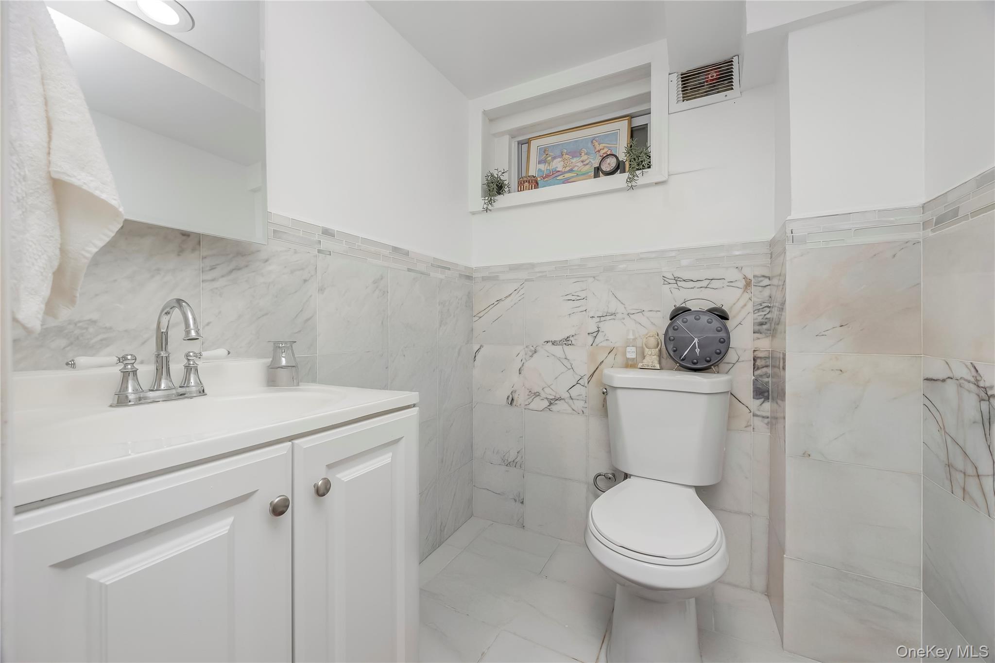 7905 Pitkin Avenue Property Photo 18