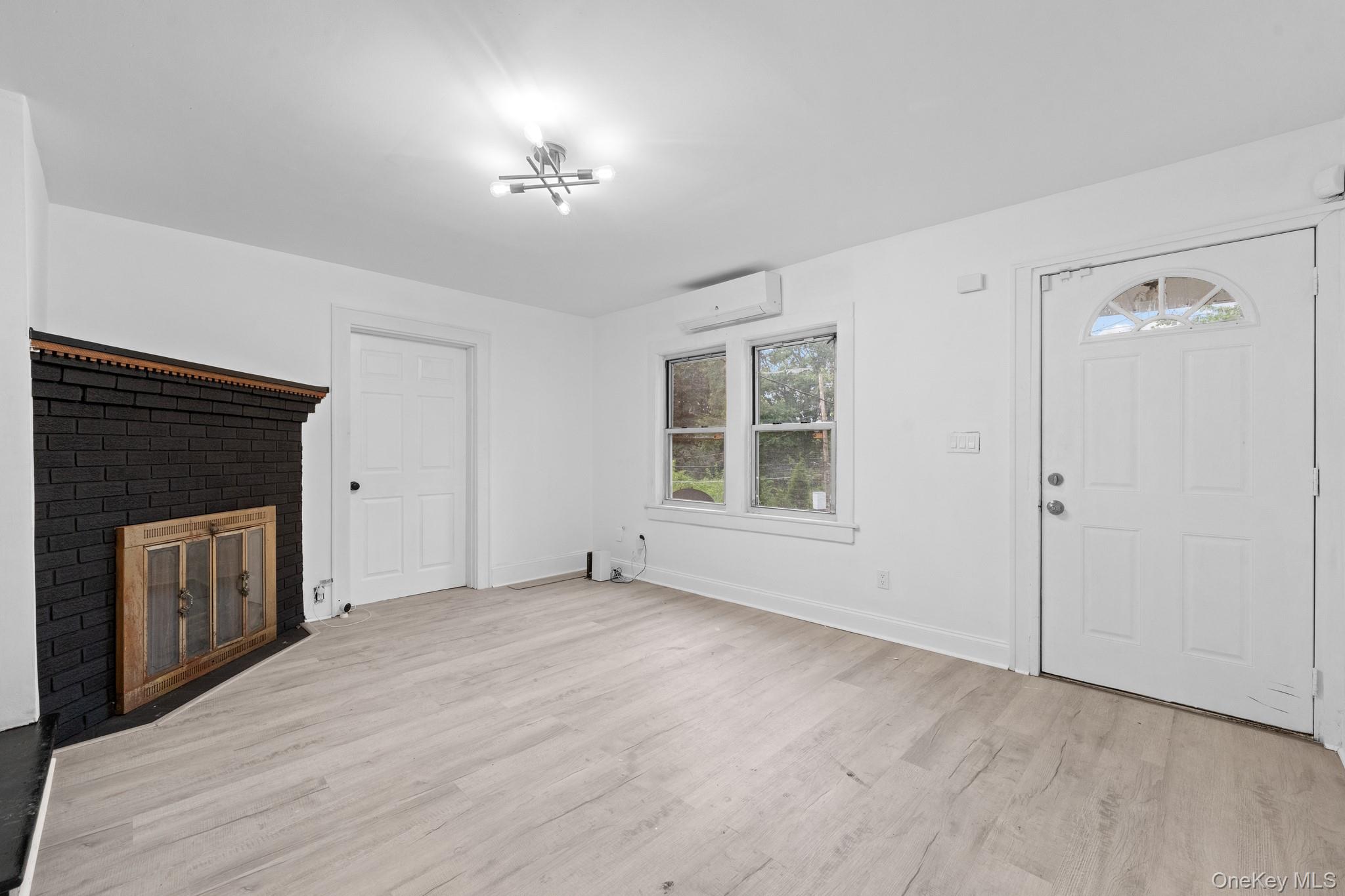 125 Caryl Avenue Property Photo 3