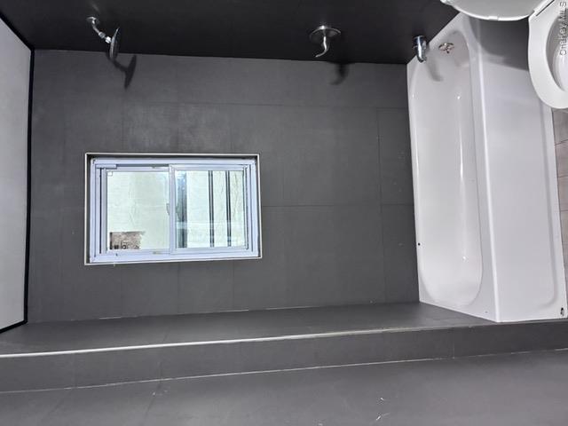 387 E 152nd Street 2nd Floor Property Photo 6