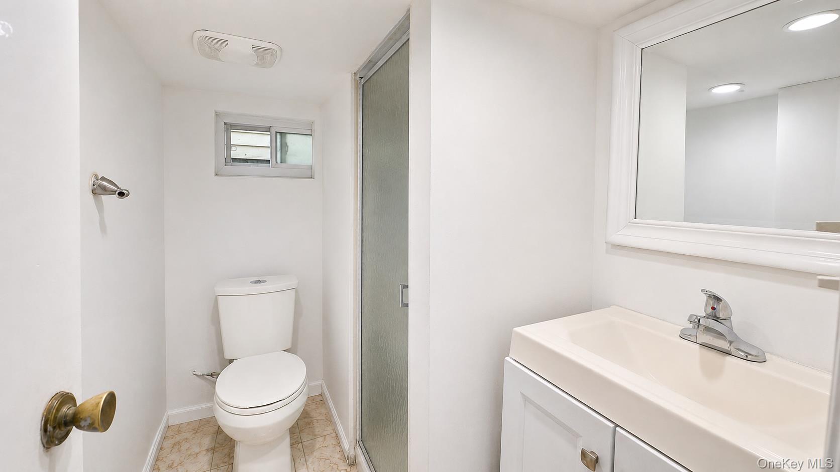 258-10 87th Road Property Photo 17