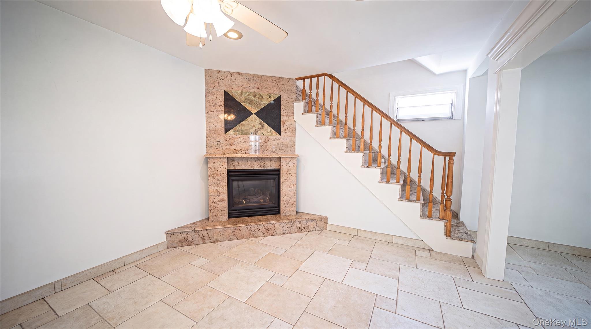 681 Stowe Avenue Property Photo 8