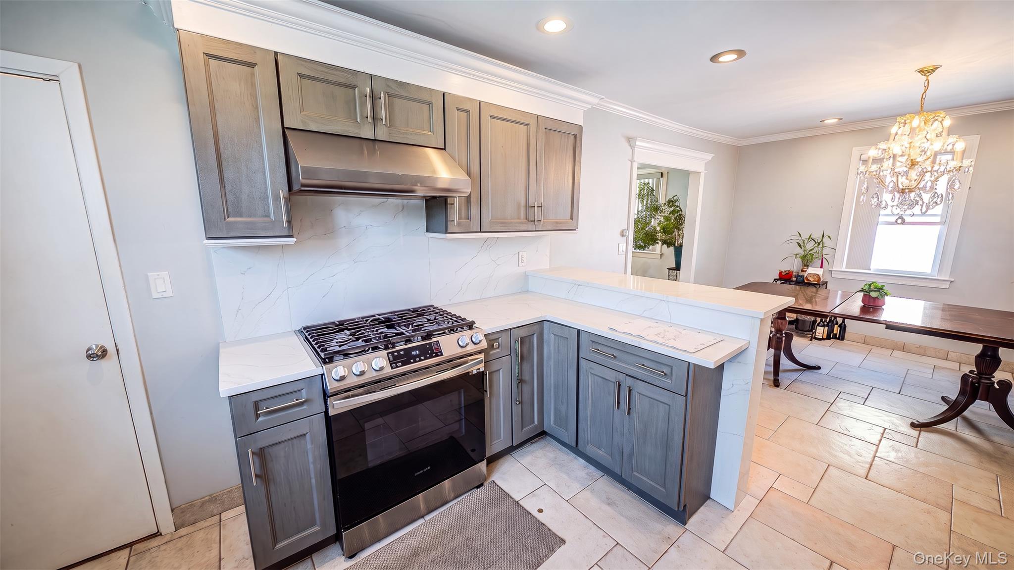681 Stowe Avenue Property Photo 14