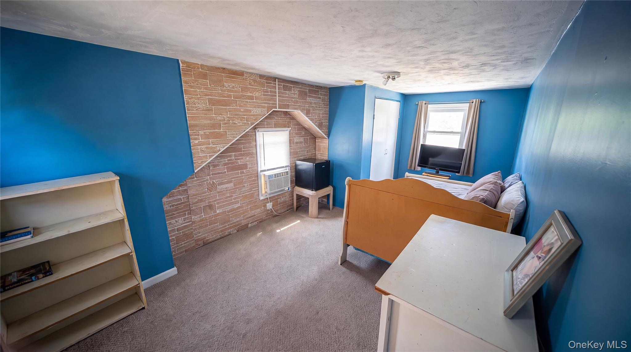 681 Stowe Avenue Property Photo 30
