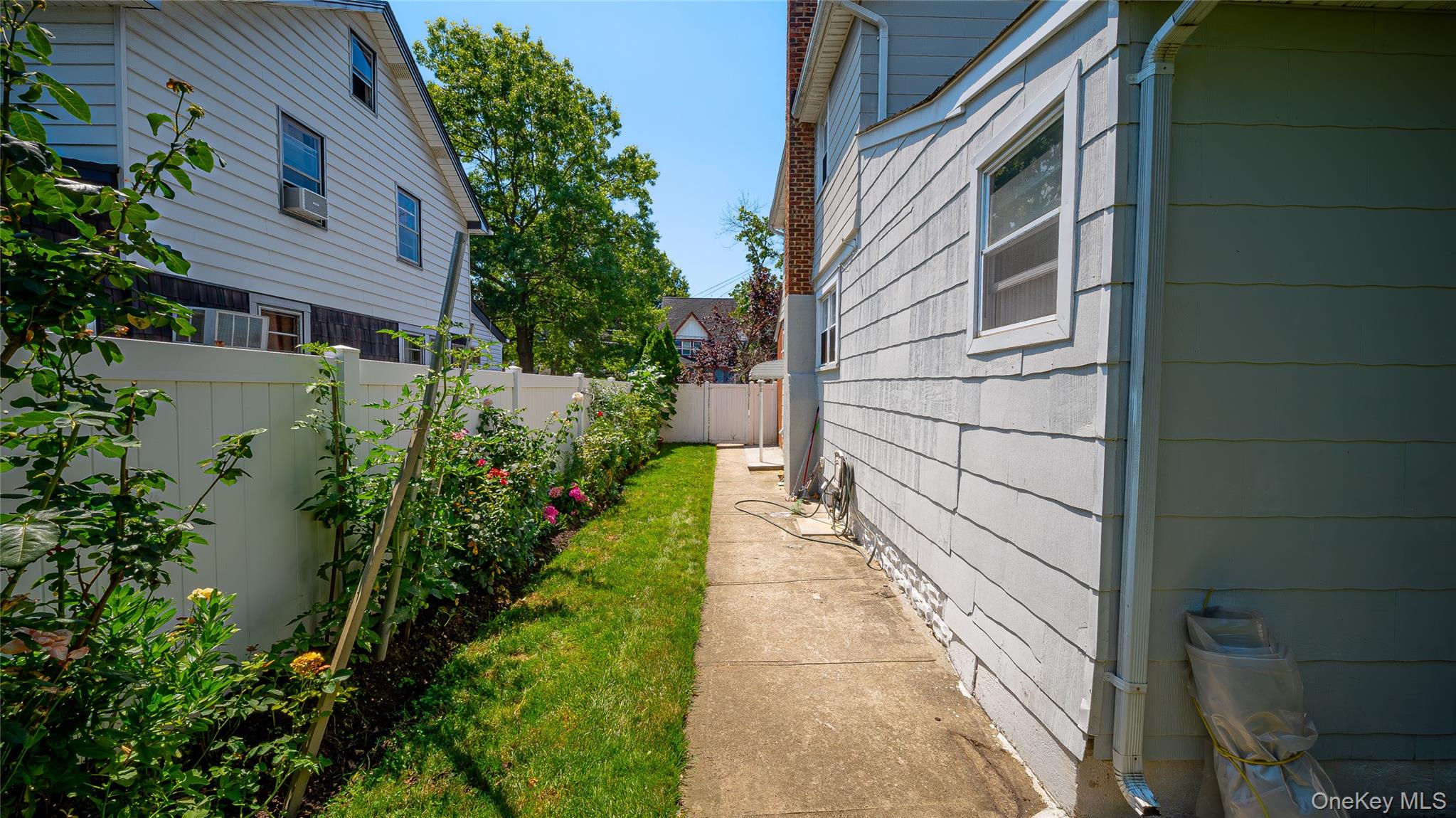 681 Stowe Avenue Property Photo 31