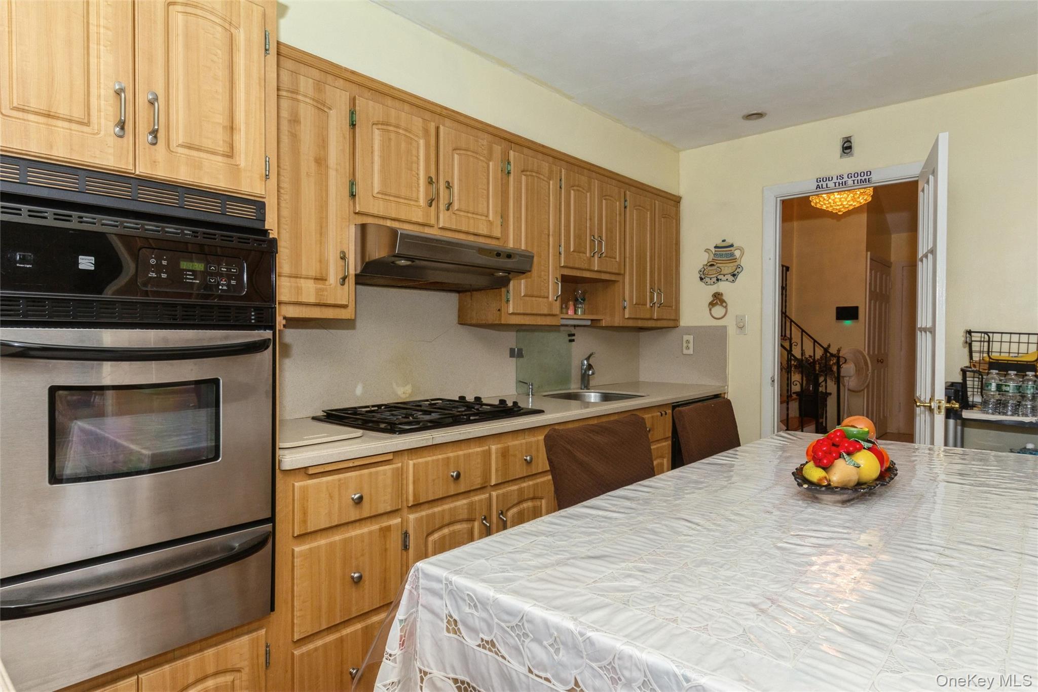 786 E Carl Avenue Property Photo 9