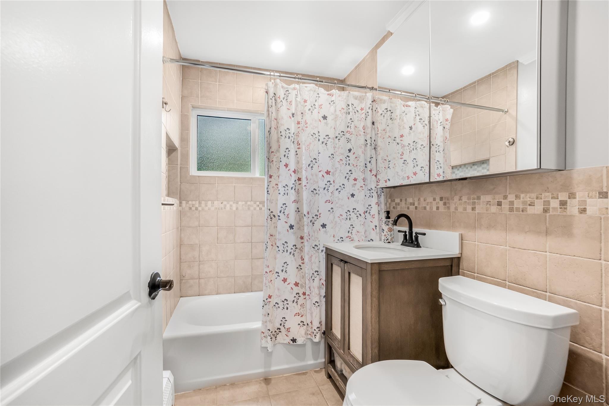 93 Duckpond Drive Property Photo 16