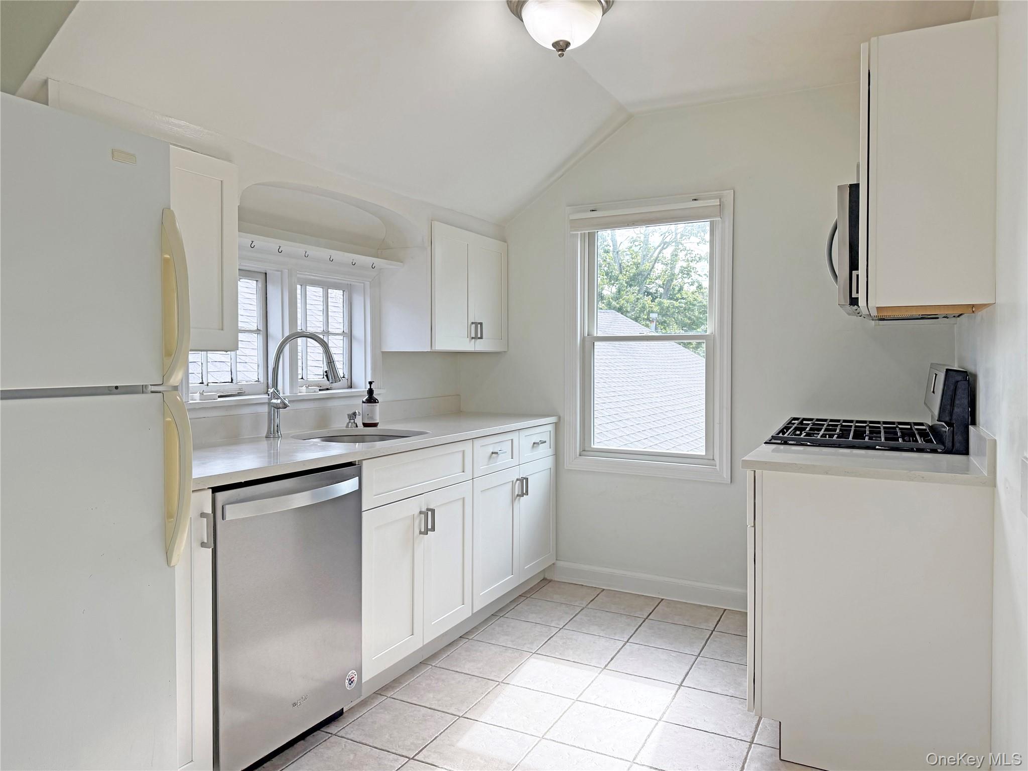 495 Montauk Highway Property Photo 4