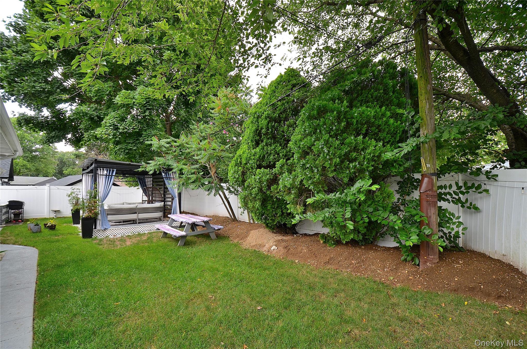 831 Shell Street Property Photo 33