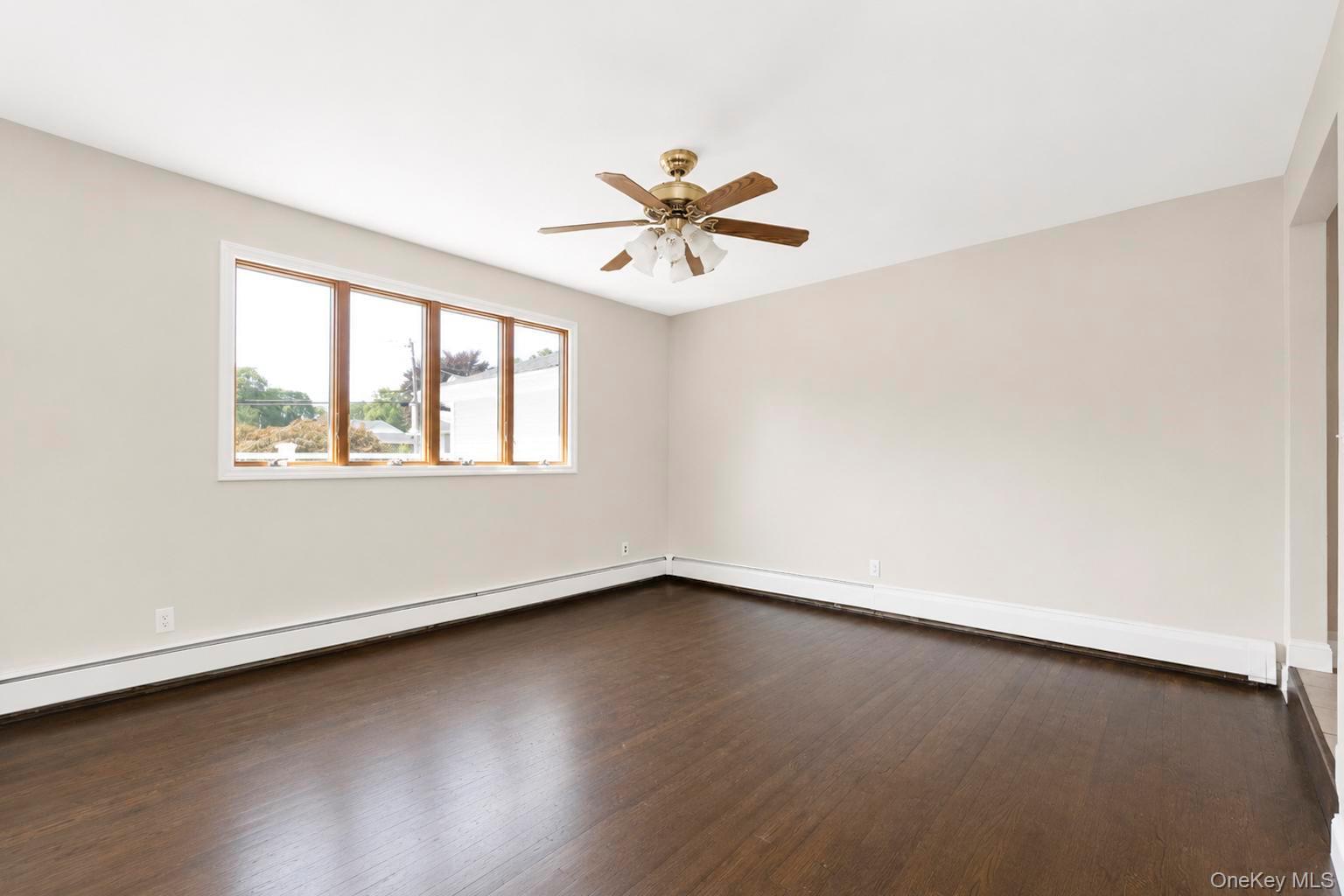10 Aron Drive Property Photo 6