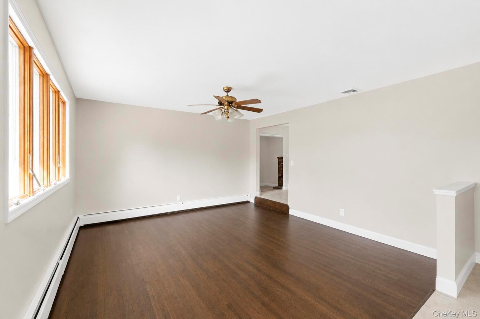 10 Aron Drive Property Photo 7