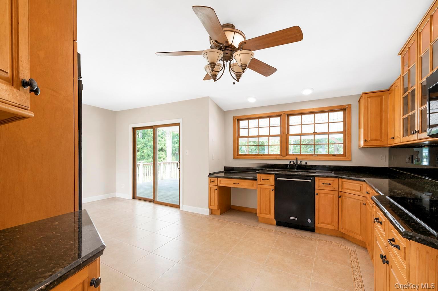 10 Aron Drive Property Photo 12