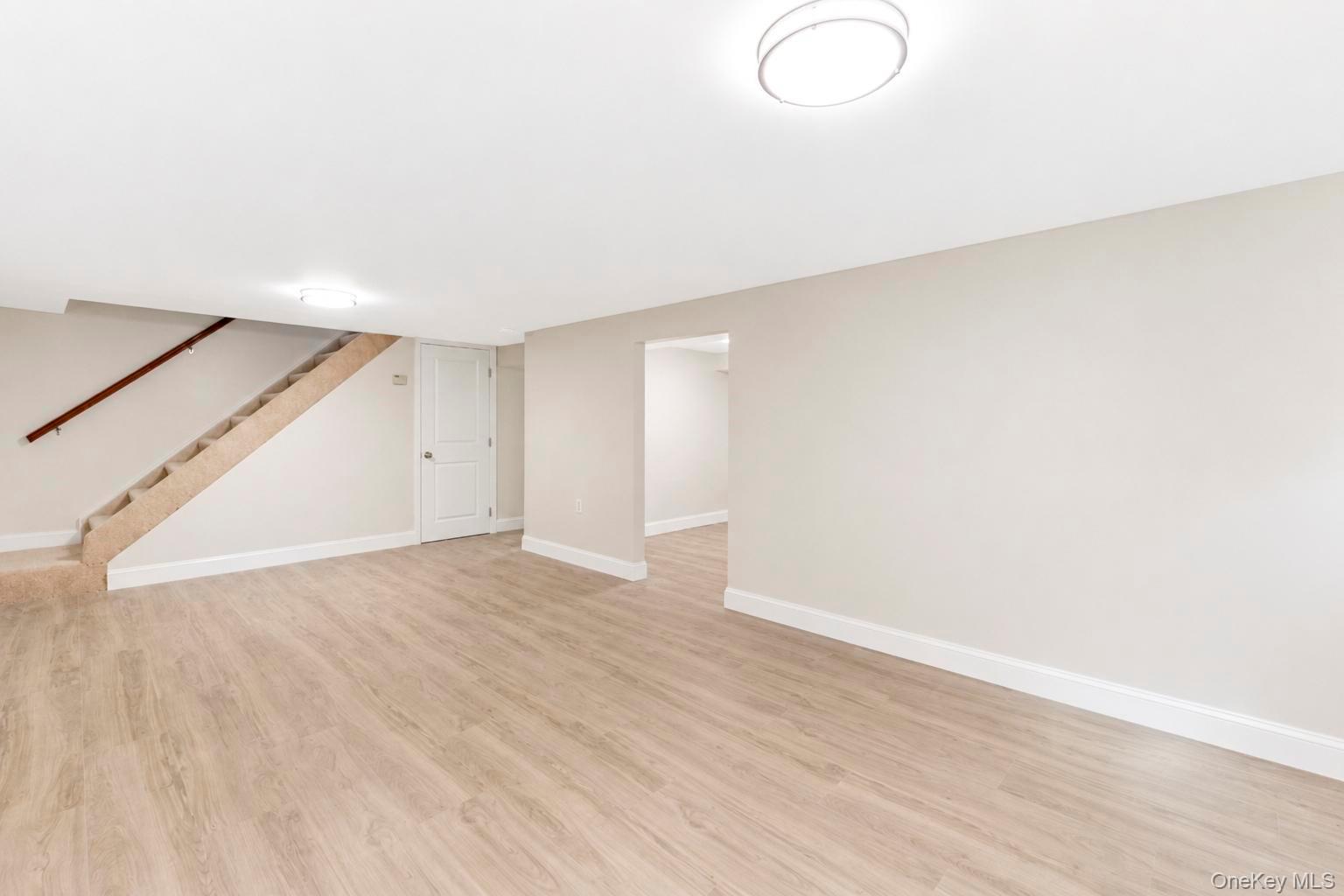 10 Aron Drive Property Photo 20