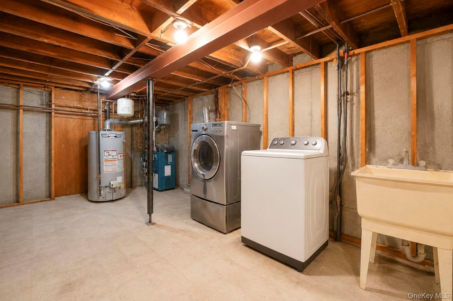10 Aron Drive Property Photo 30