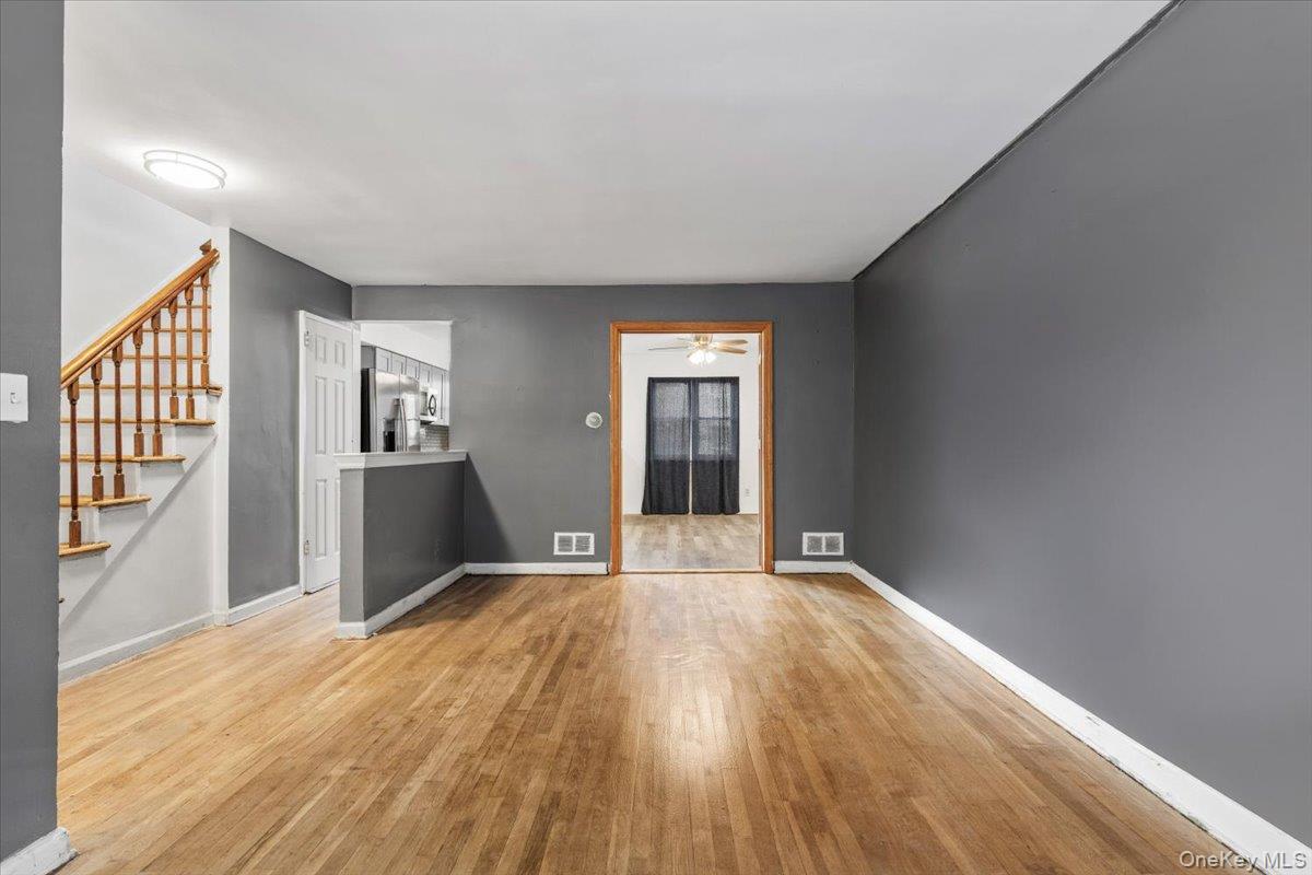 1319 Hicks Street Property Photo 5