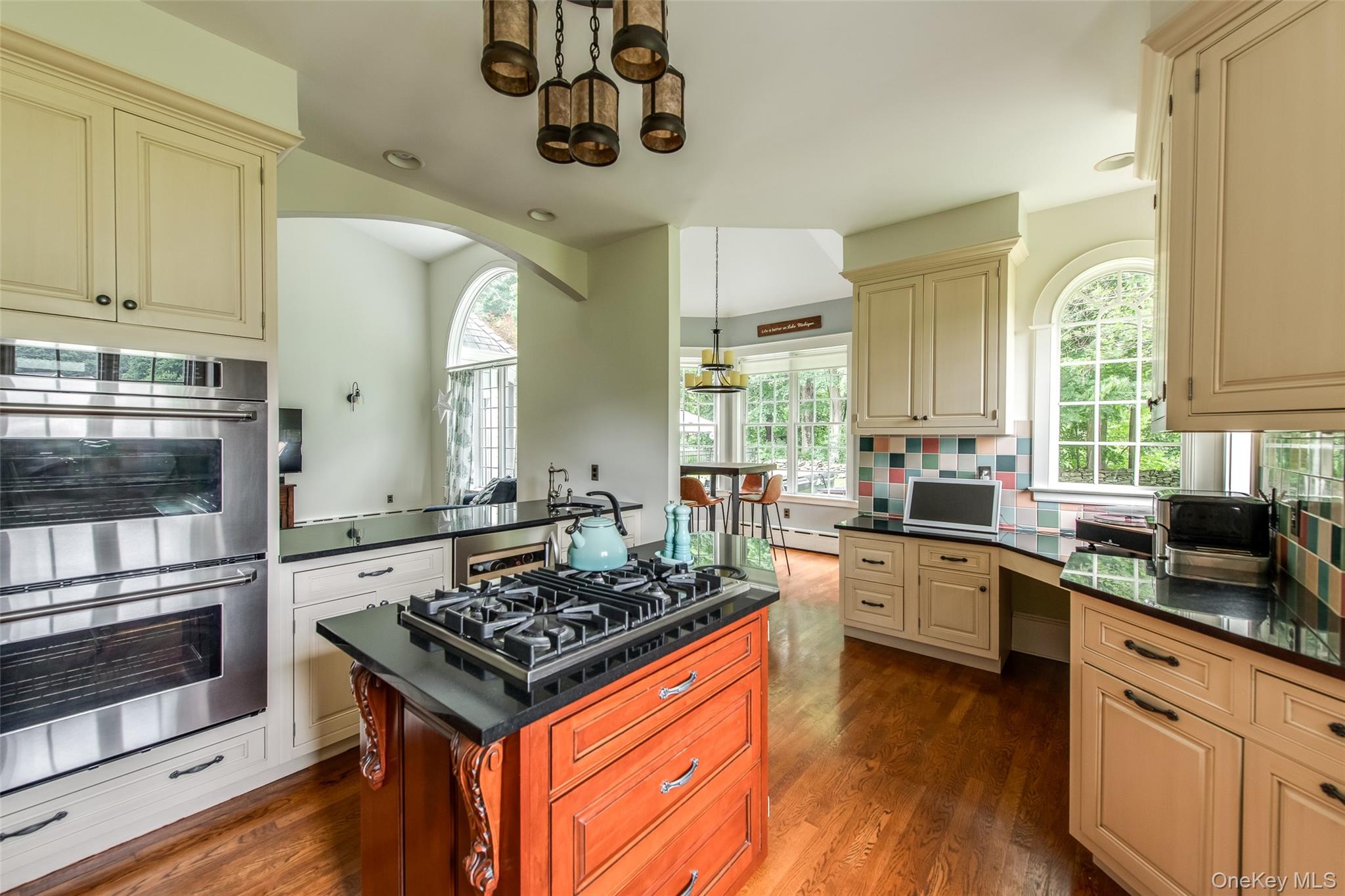 6 Stanford Court Property Photo 8