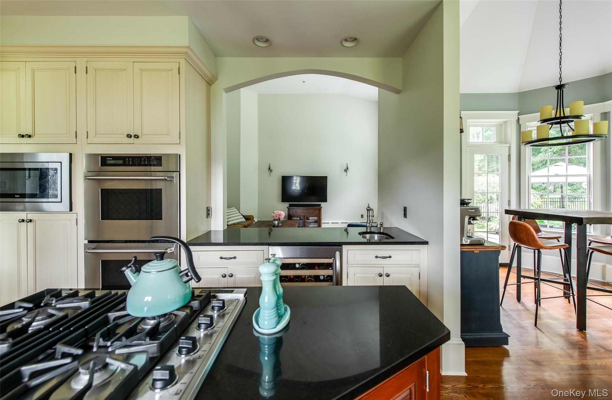6 Stanford Court Property Photo 9