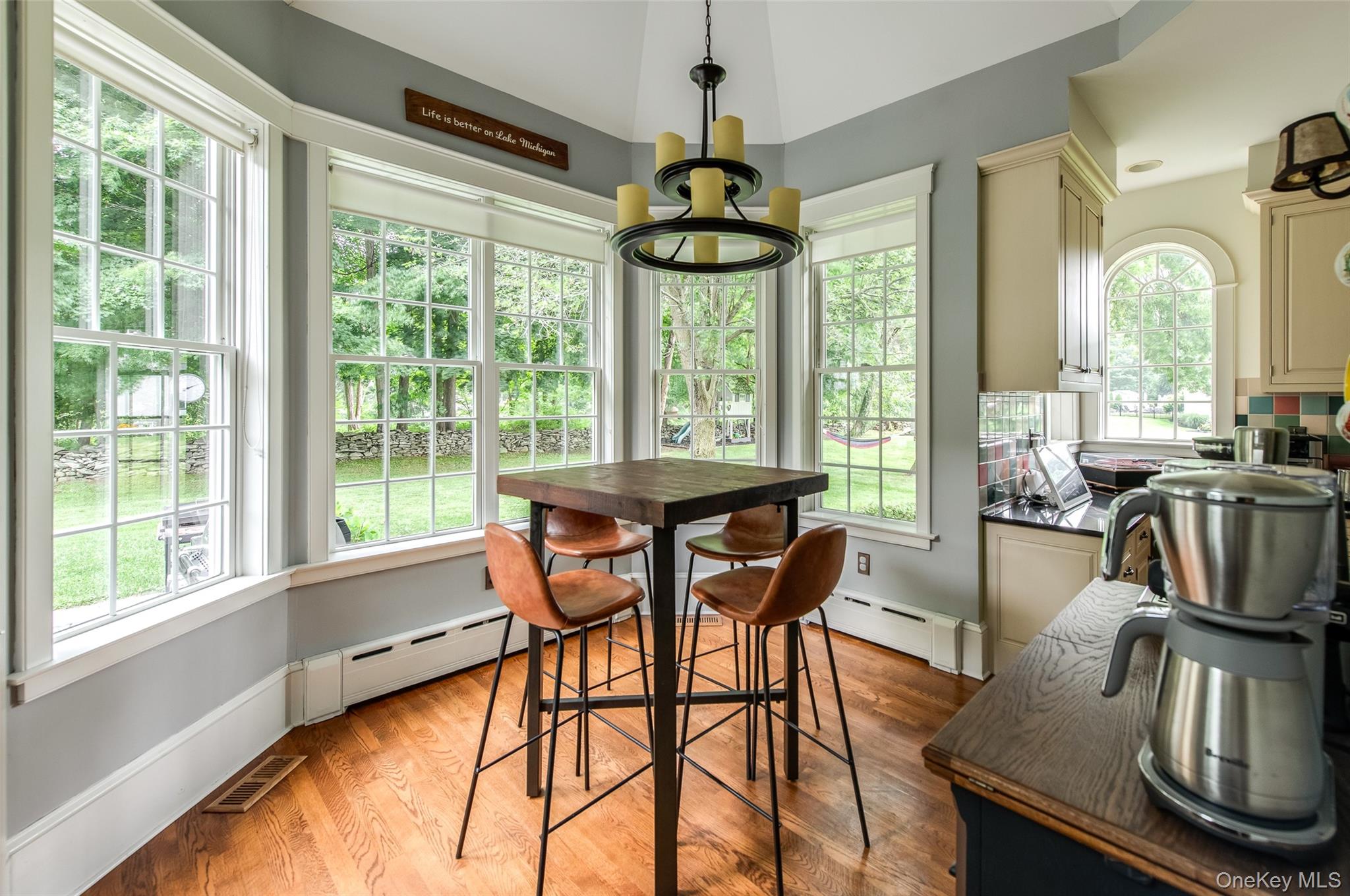 6 Stanford Court Property Photo 11