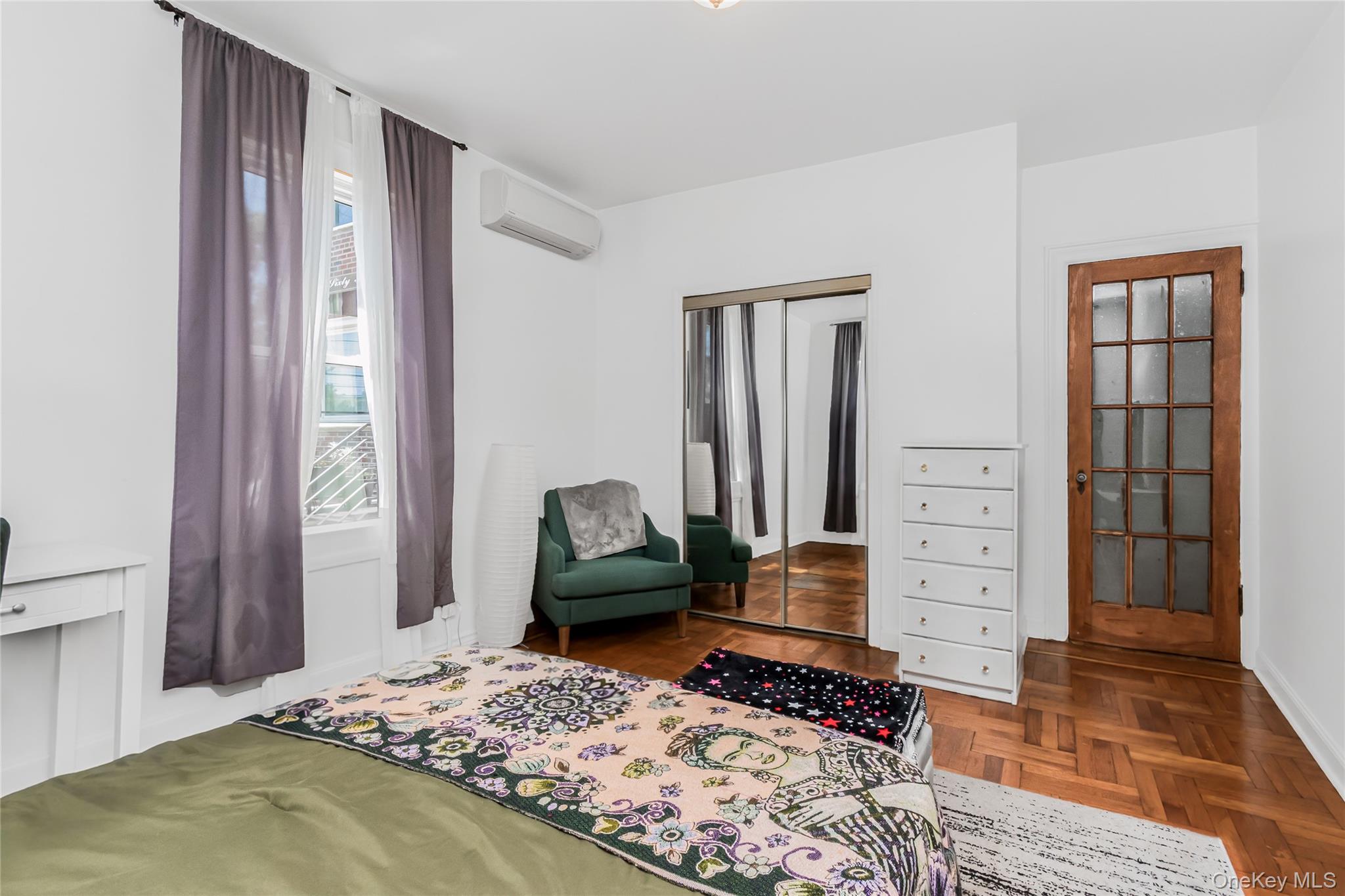 269 Swinton Avenue Property Photo 11