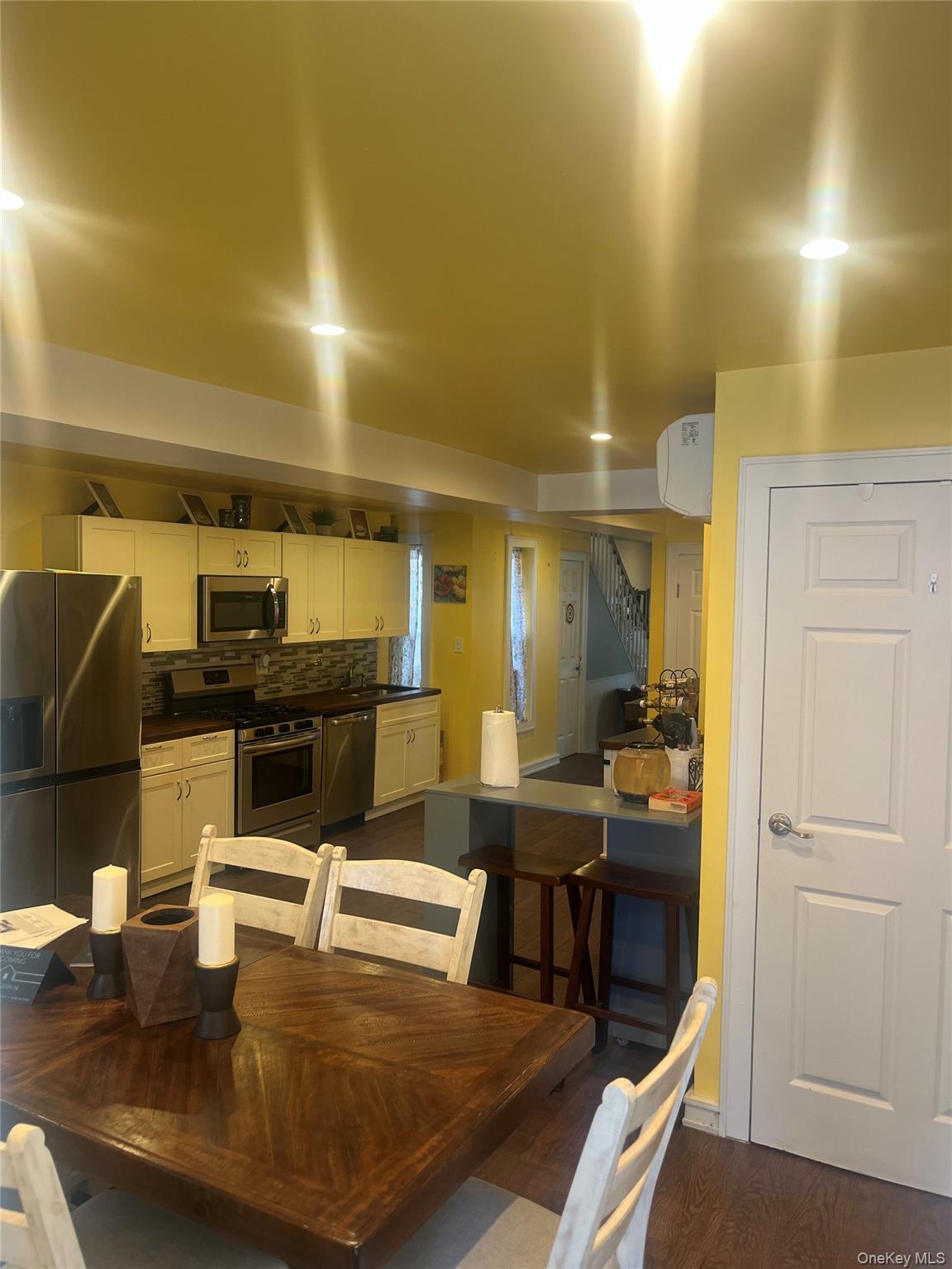 269 Swinton Avenue Property Photo 11