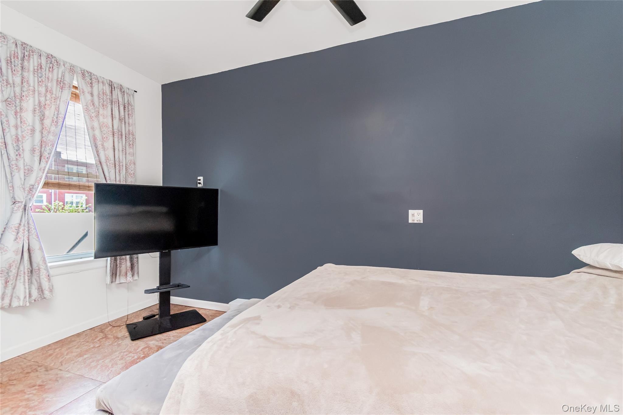 269 Swinton Avenue Property Photo 14