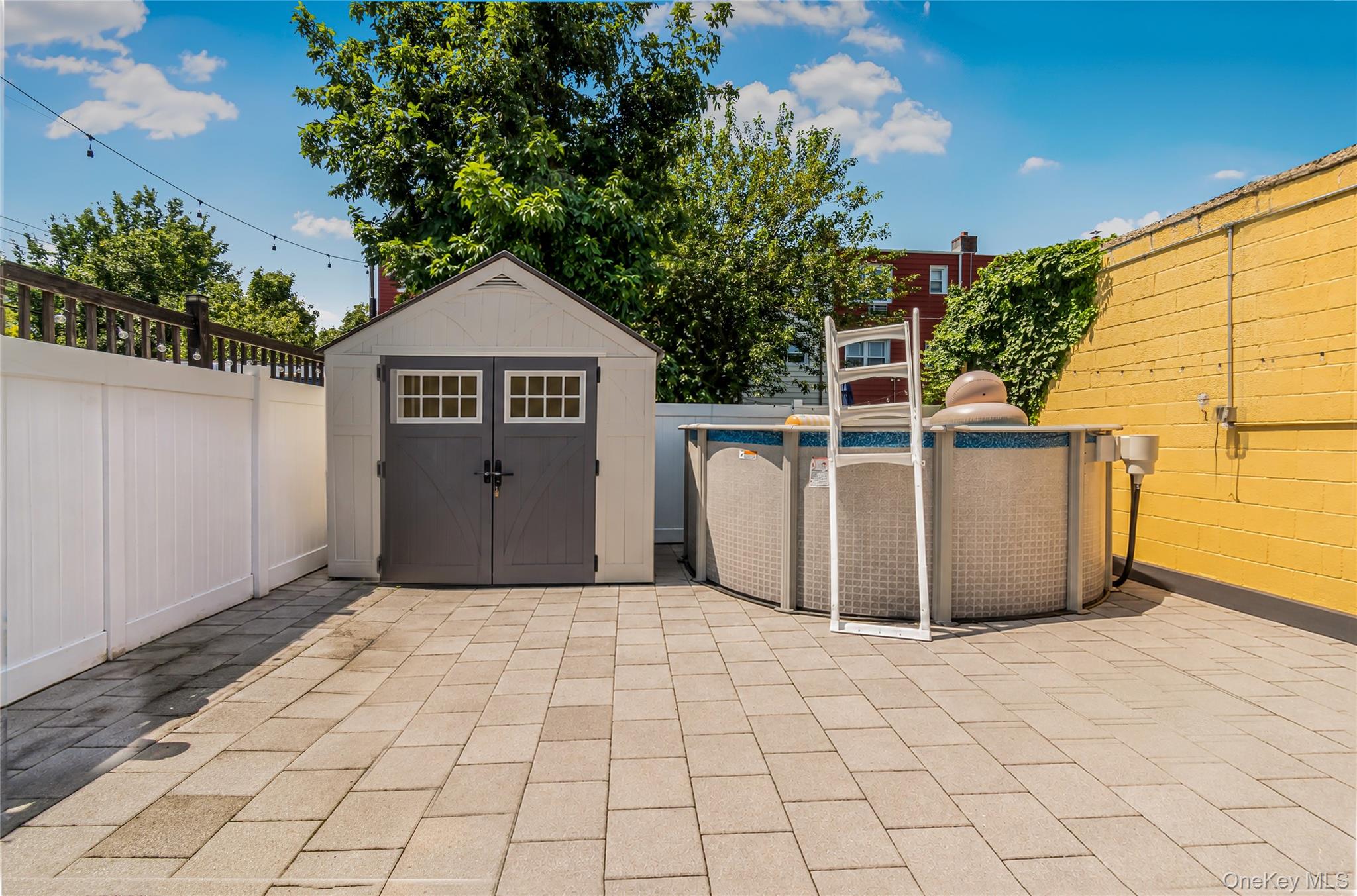 269 Swinton Avenue Property Photo 21