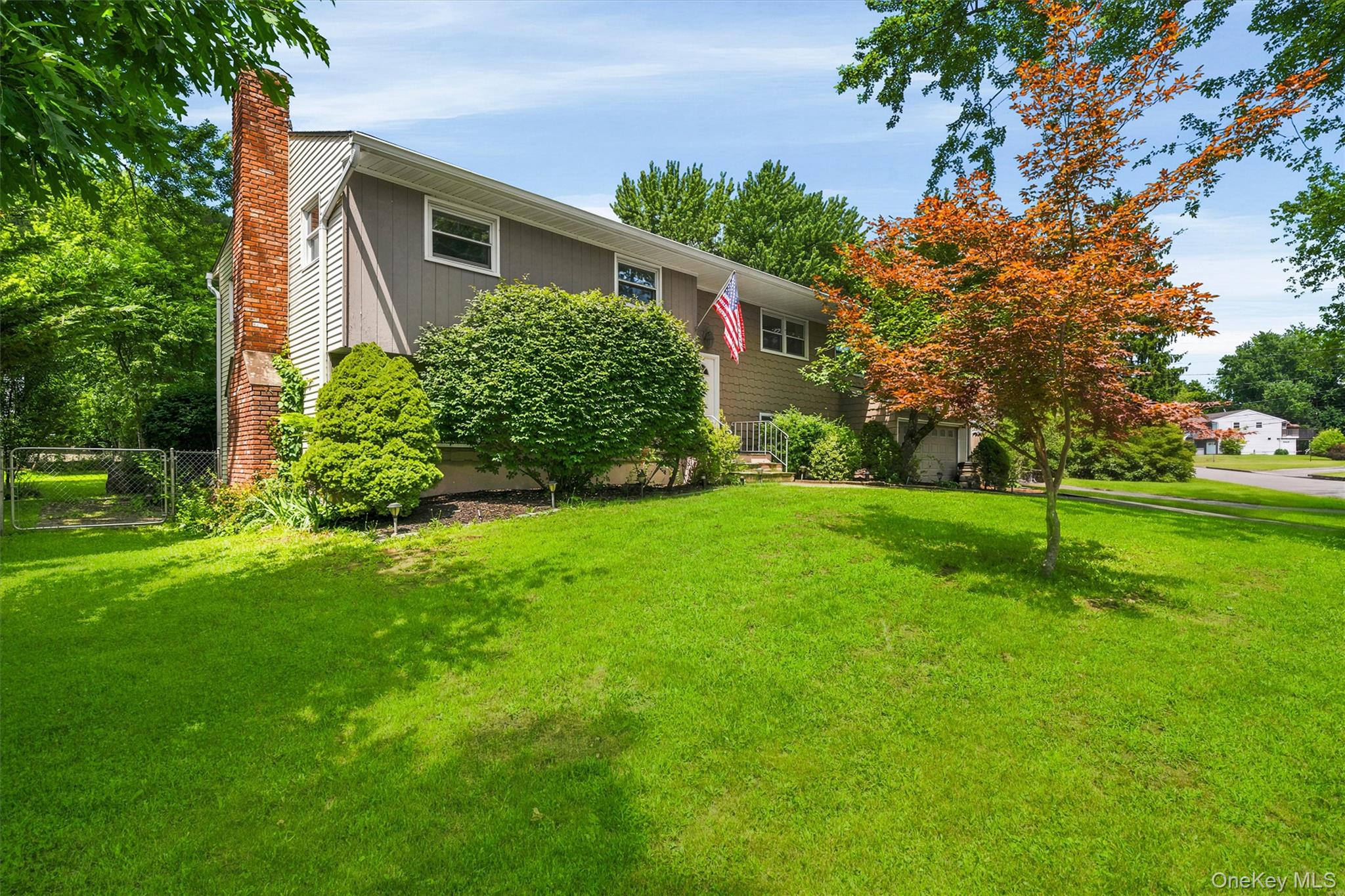 358 Lake Shore Drive Property Photo 3