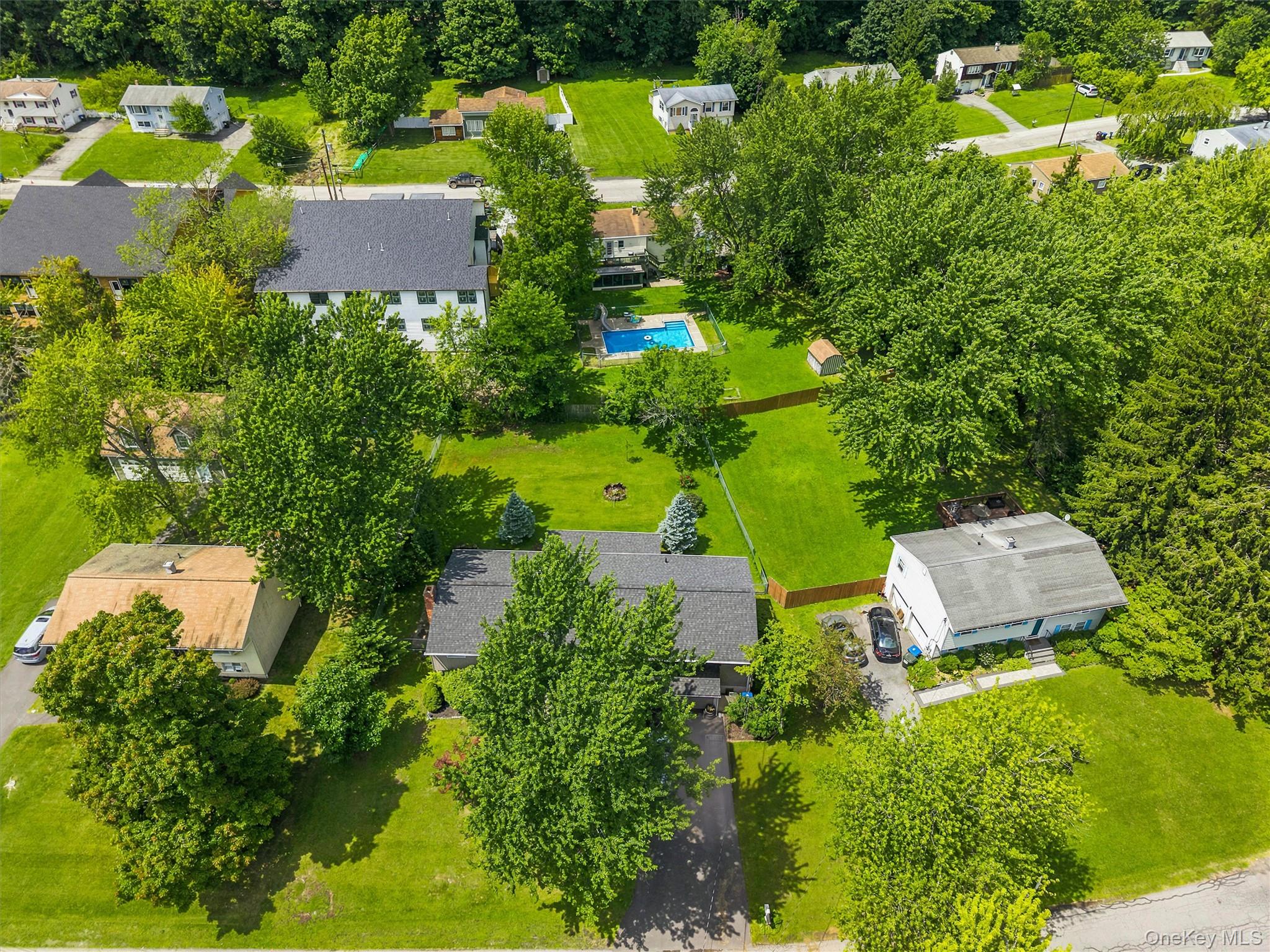 358 Lake Shore Drive Property Photo 4