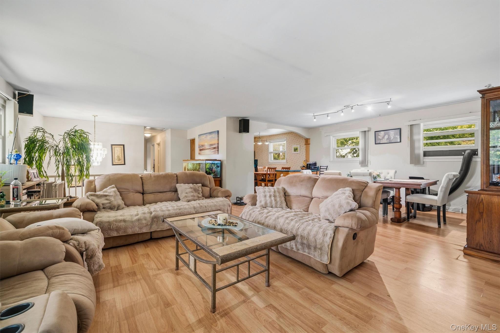 358 Lake Shore Drive Property Photo 11