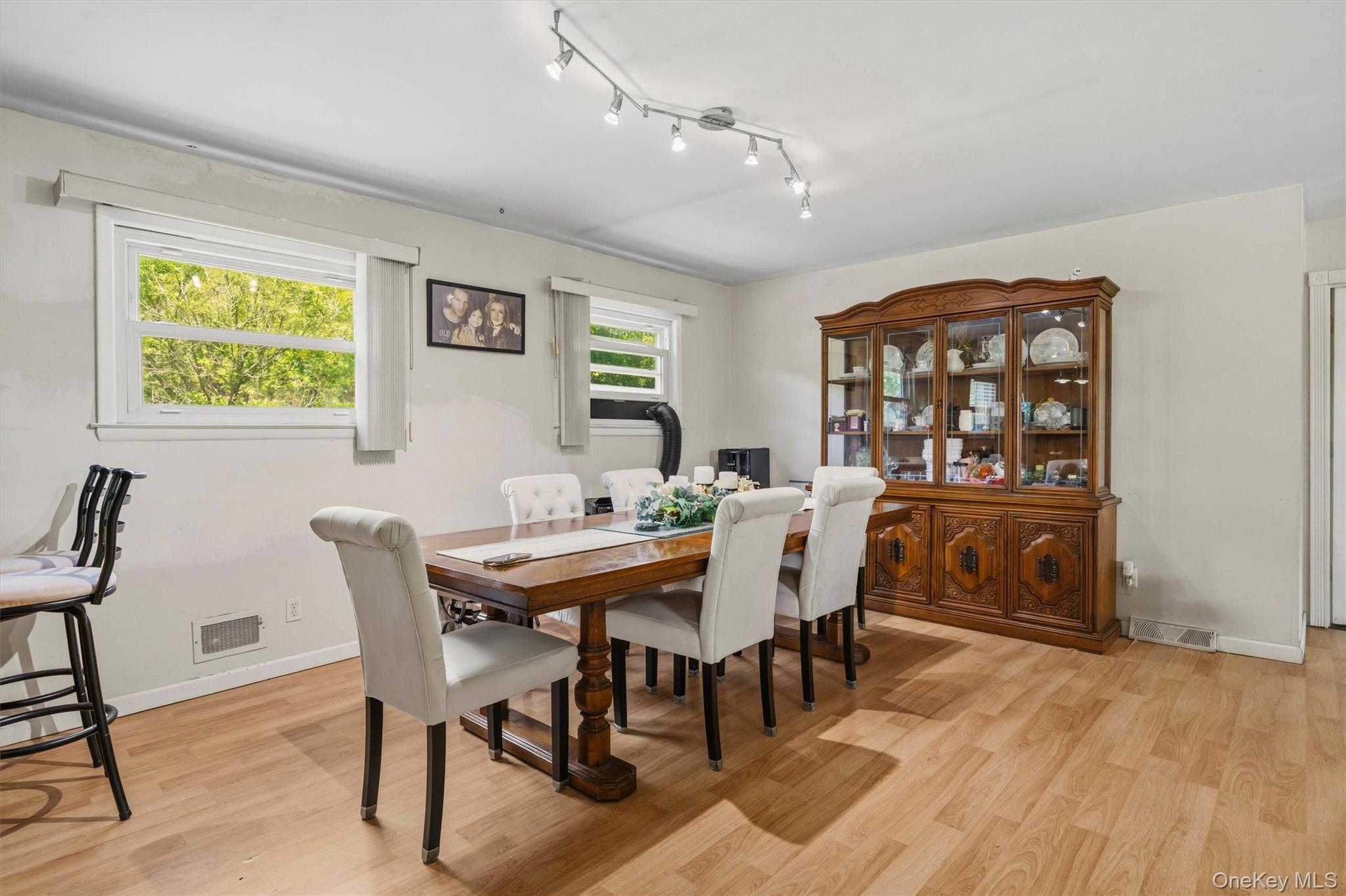 358 Lake Shore Drive Property Photo 13