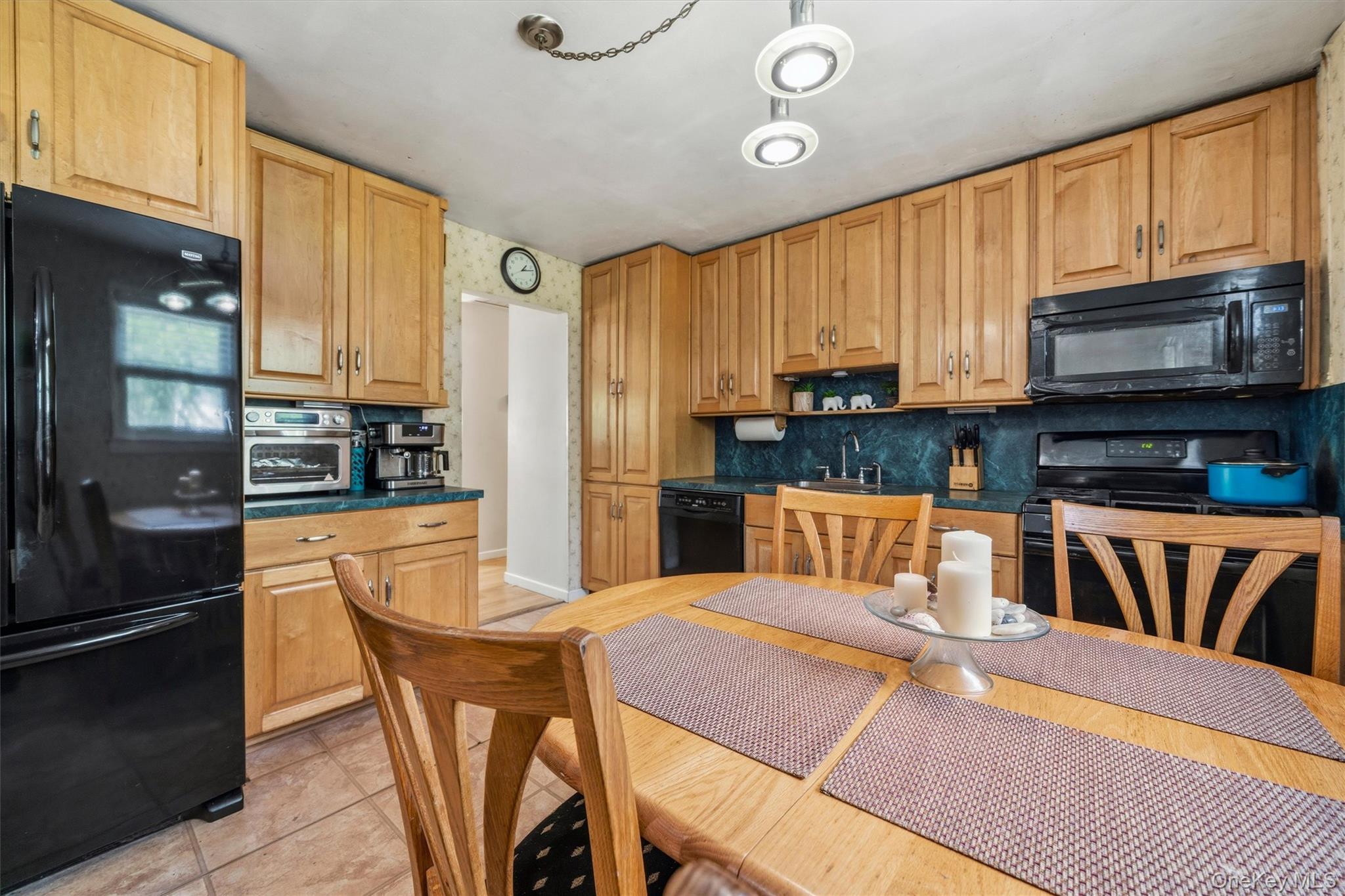 358 Lake Shore Drive Property Photo 17