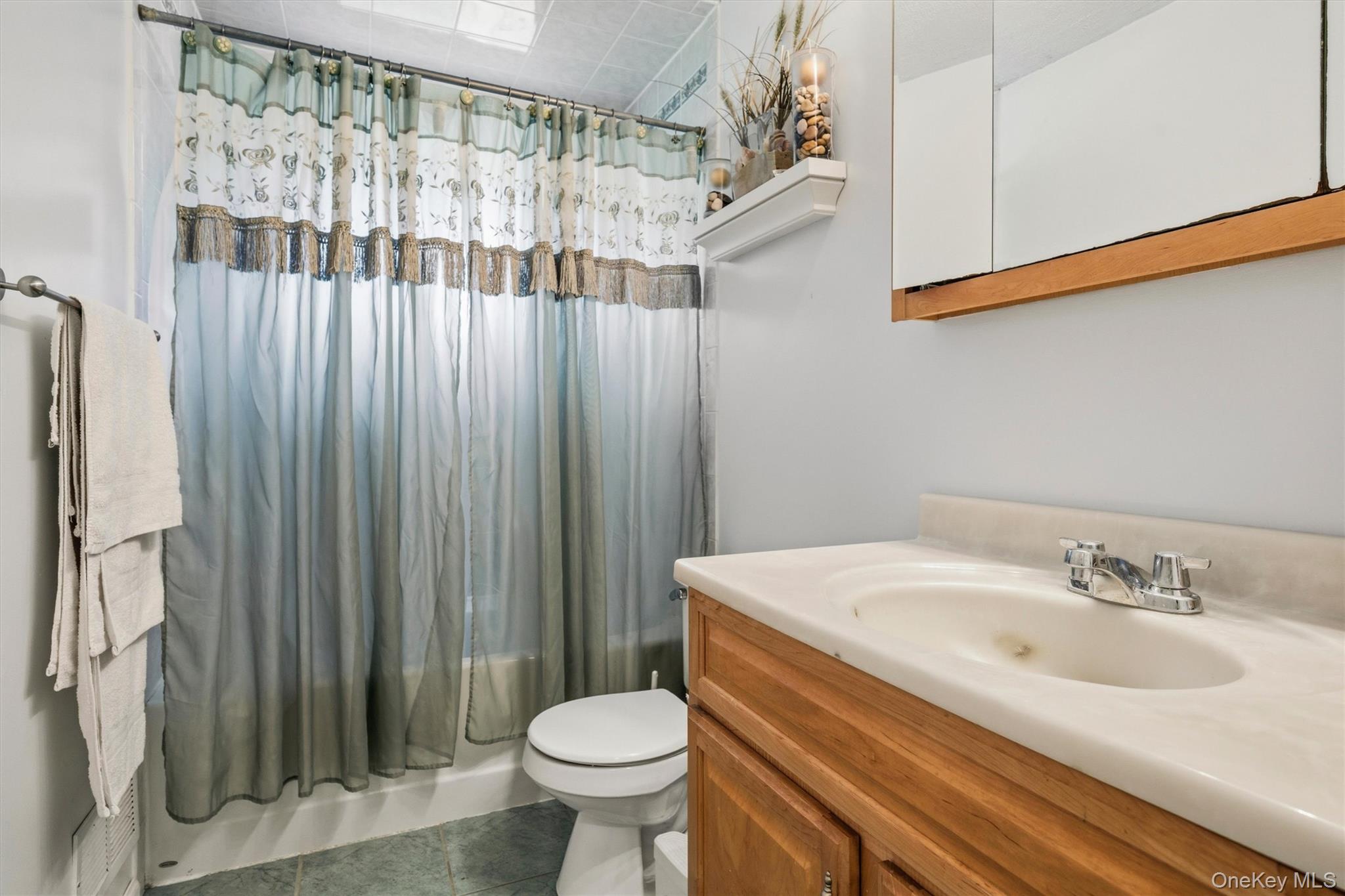 358 Lake Shore Drive Property Photo 28