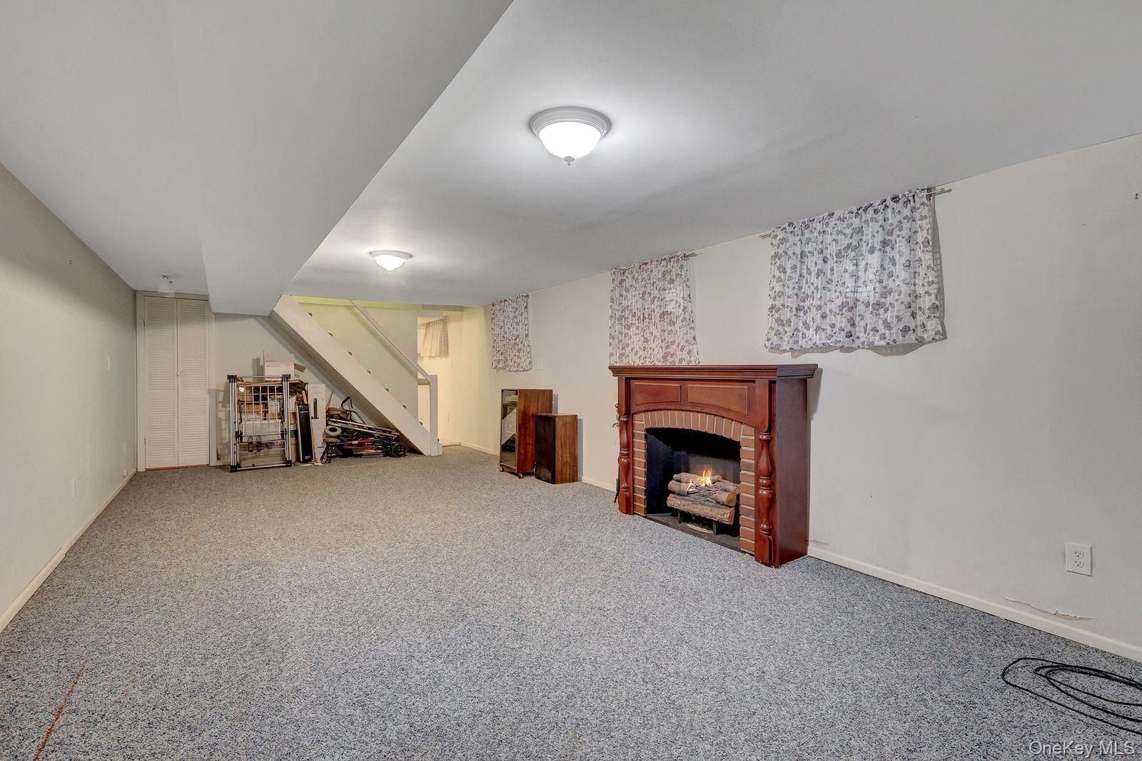 7718 86th Street Property Photo 16