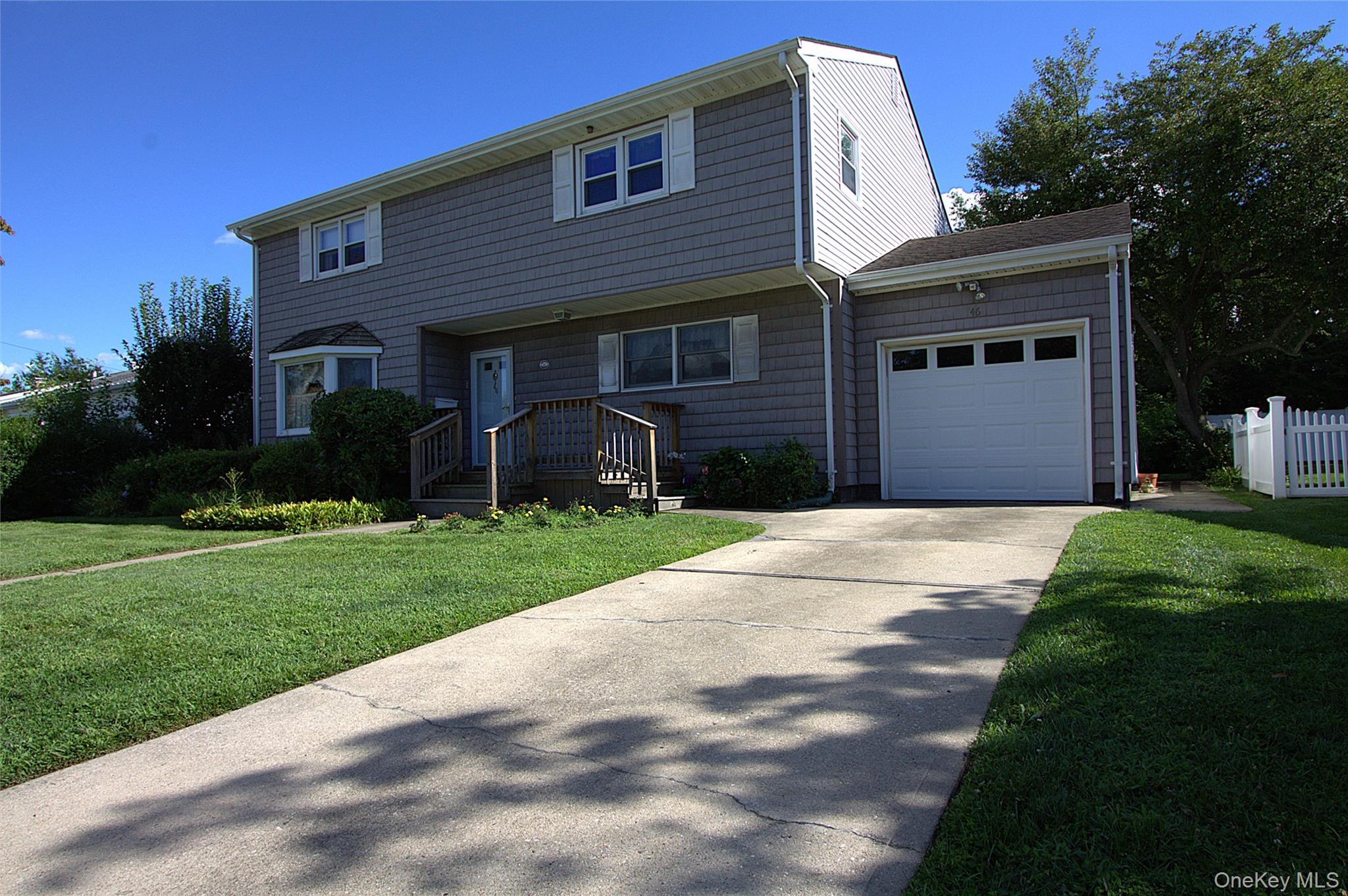 46 Margaret Drive Property Photo 2