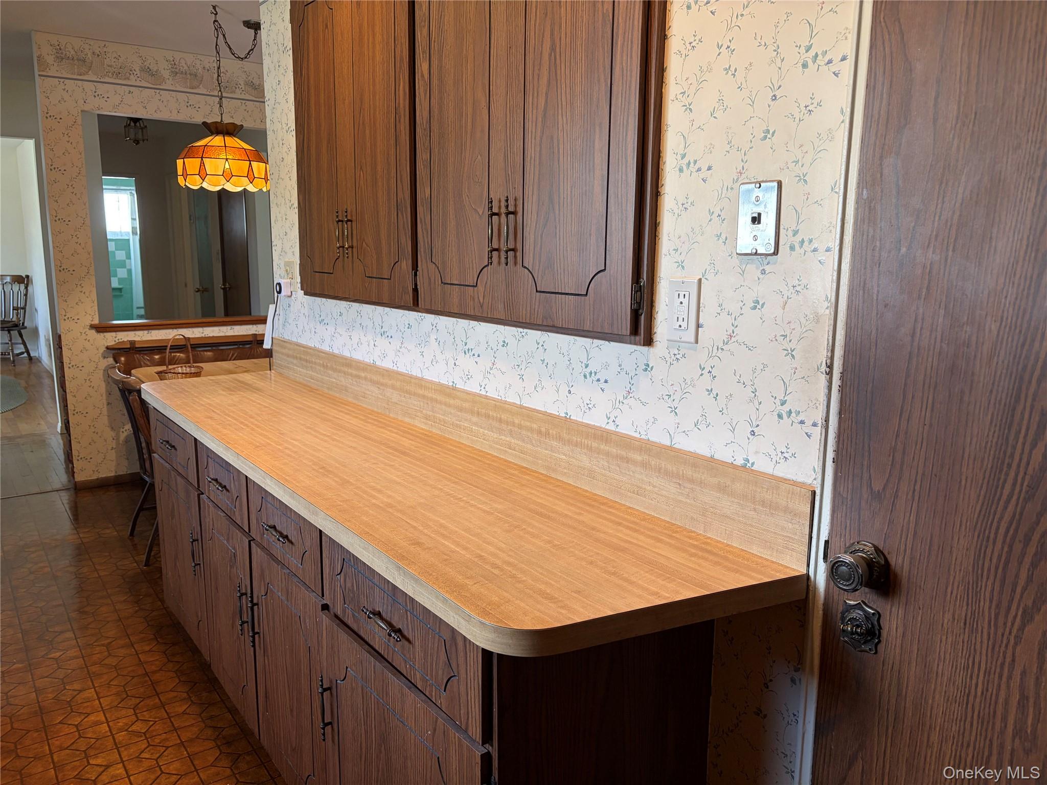 46 Margaret Drive Property Photo 3
