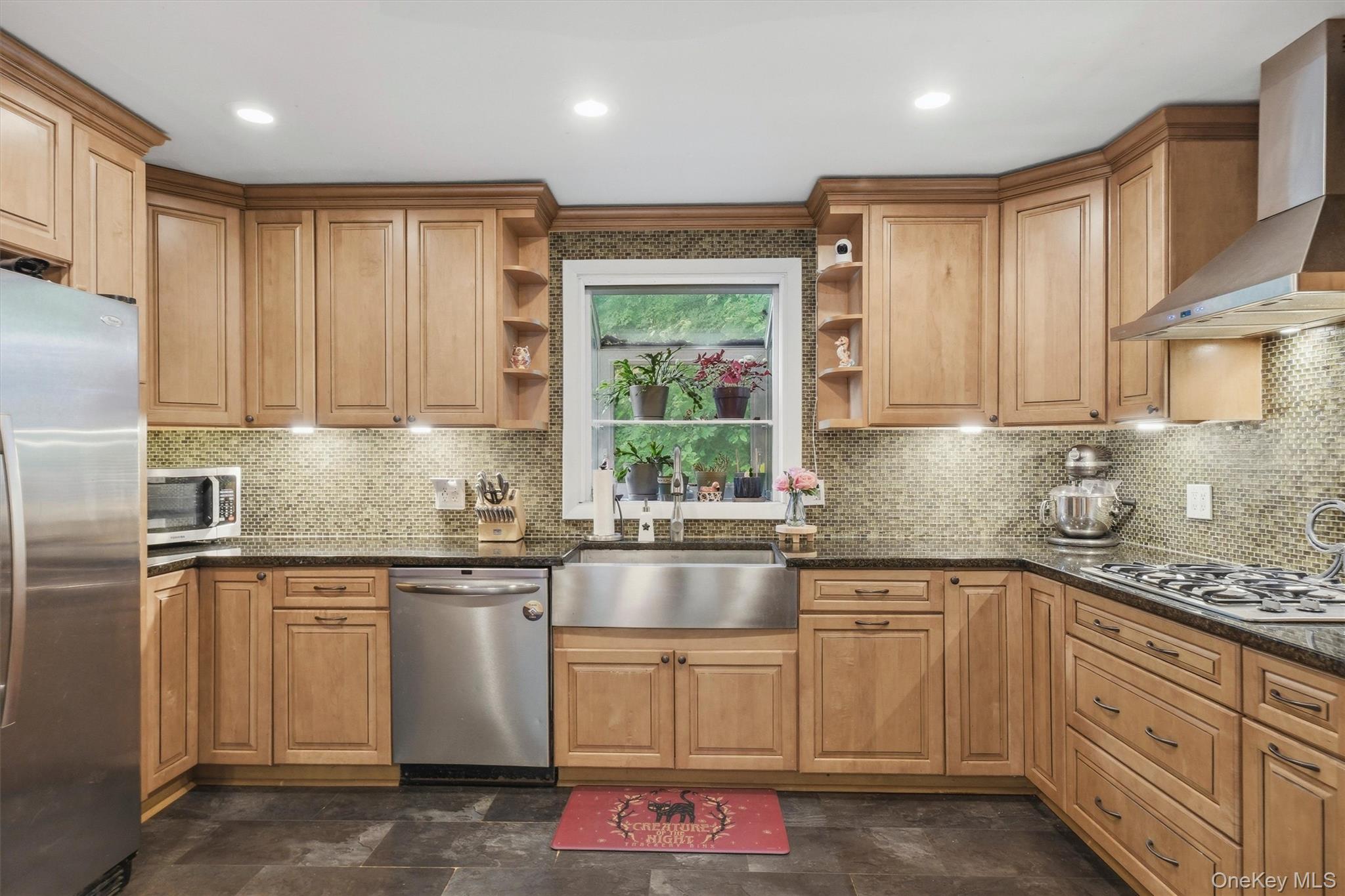 256 Haviland Drive Property Photo 10