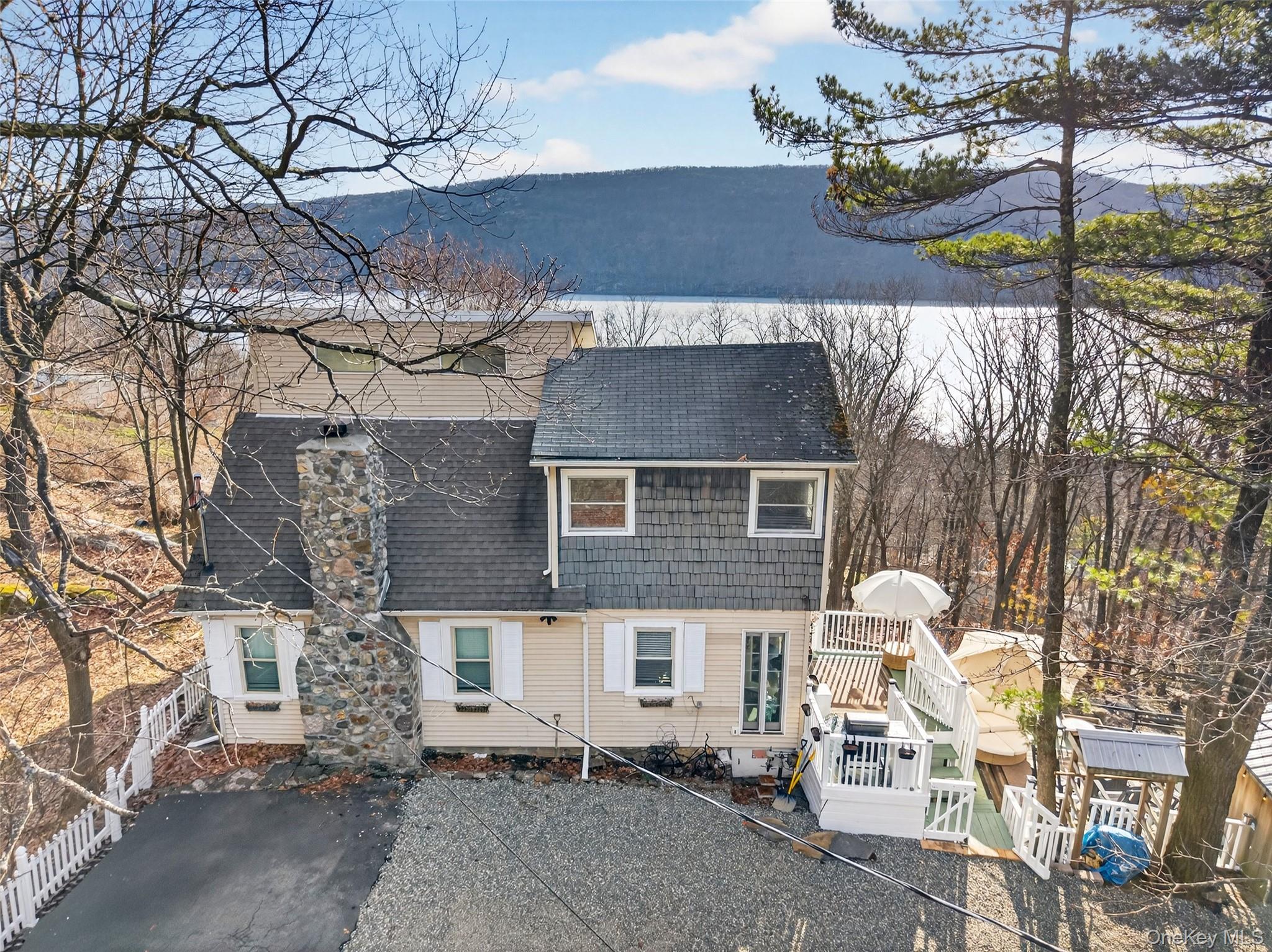 173 Brook Trail Property Photo 1