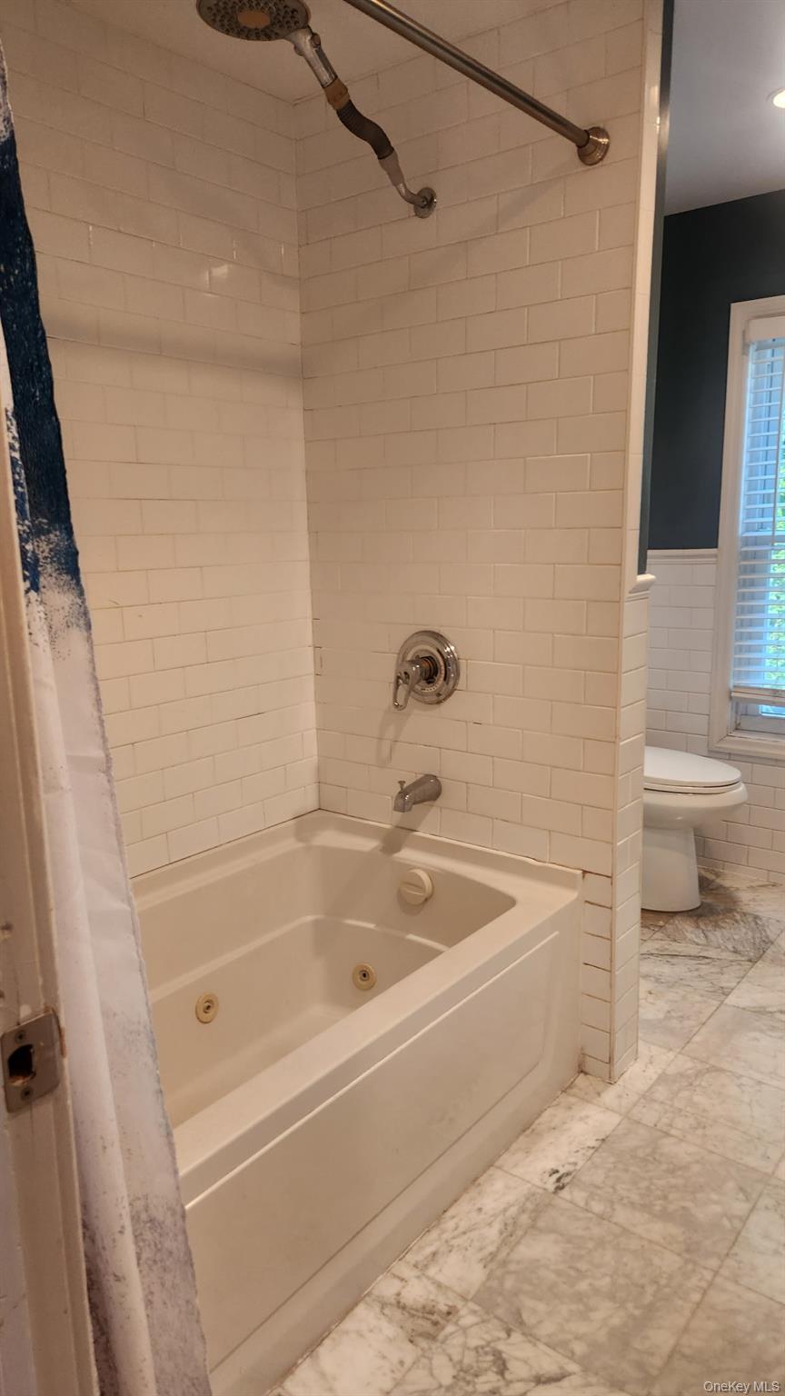 115 Lincoln Avenue 2 Property Photo 2