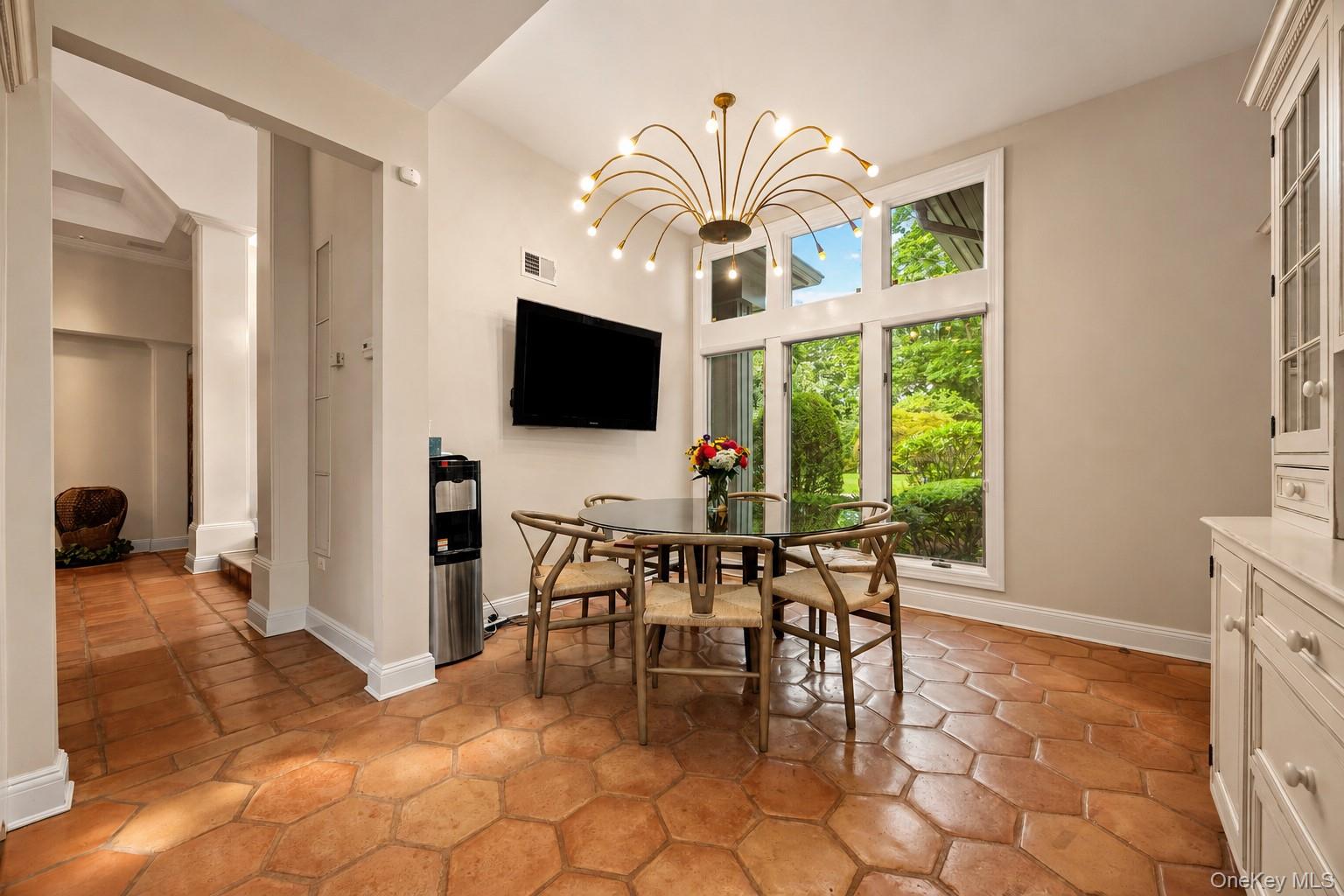 24 Winding Lane Property Photo 10