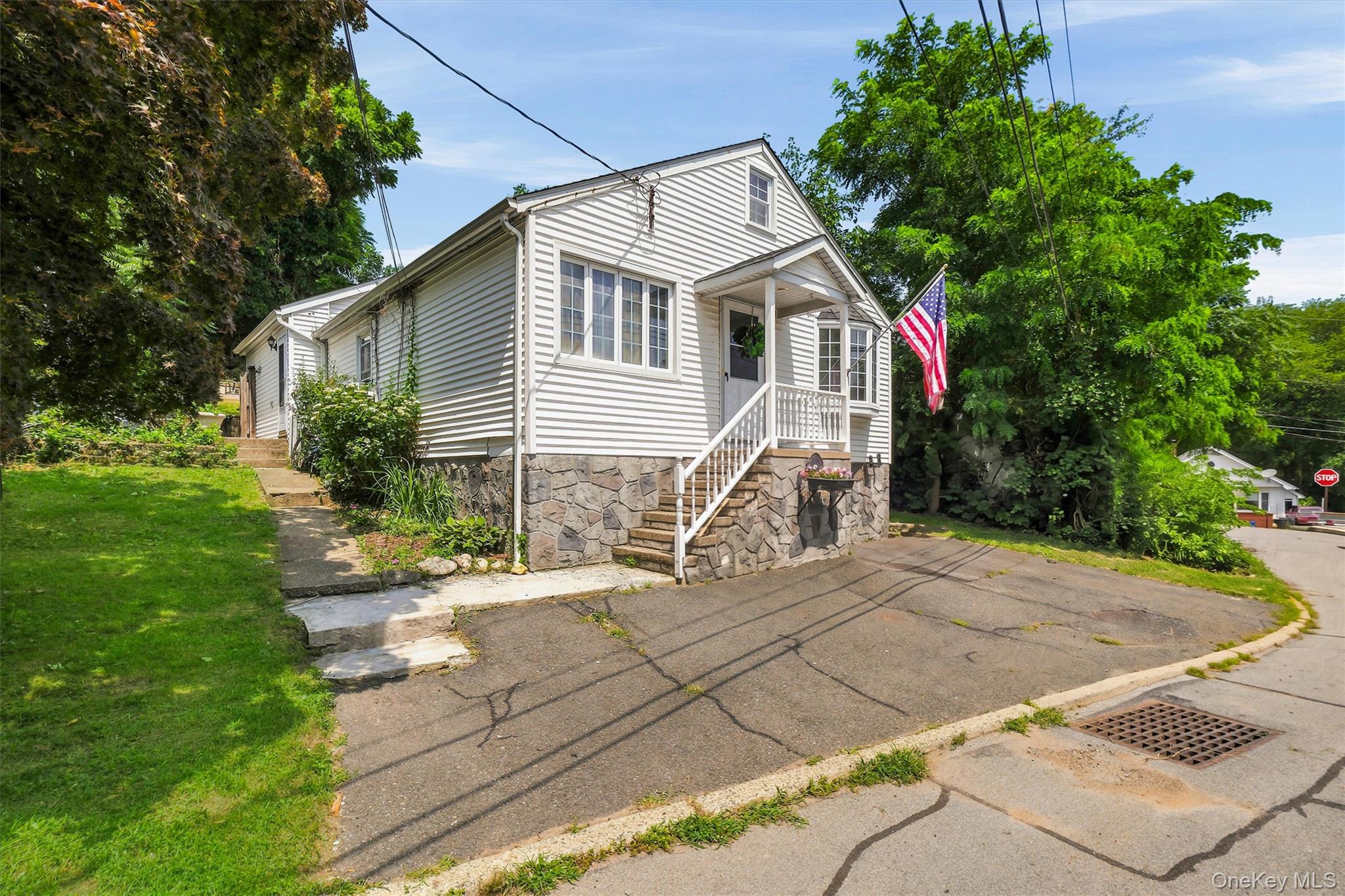 6 Cherry Street Property Photo 2