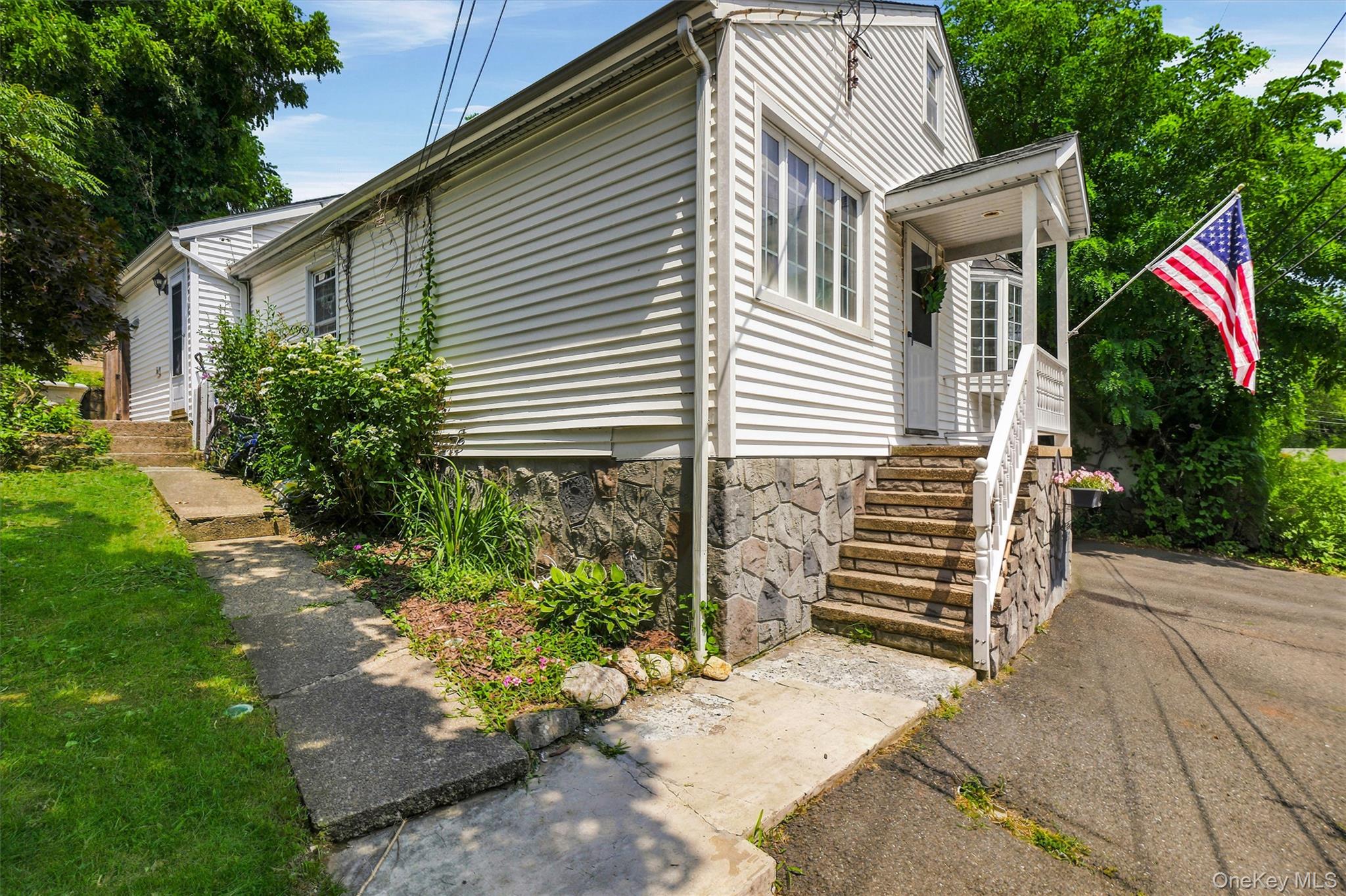 6 Cherry Street Property Photo 4