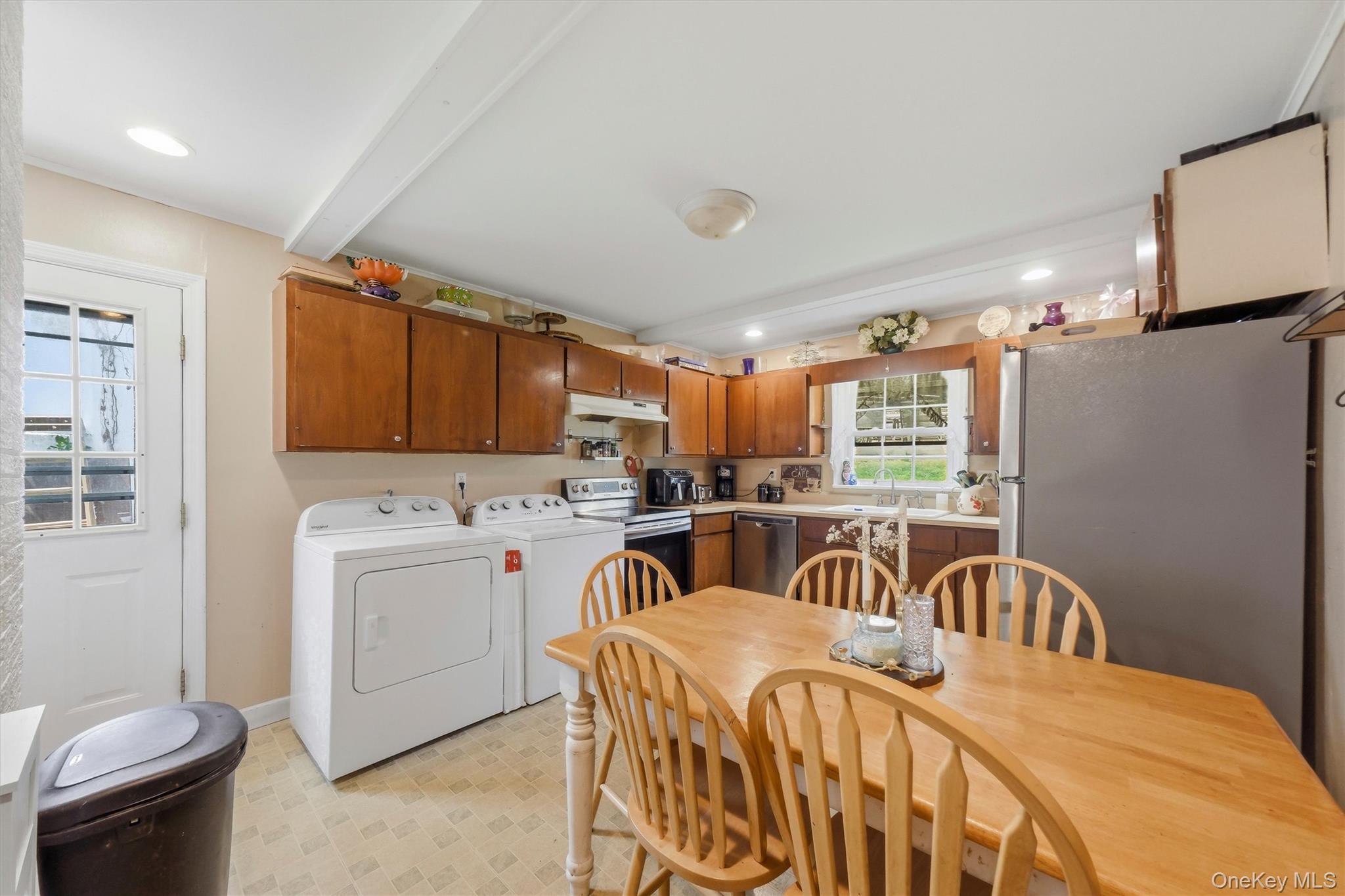 6 Cherry Street Property Photo 13